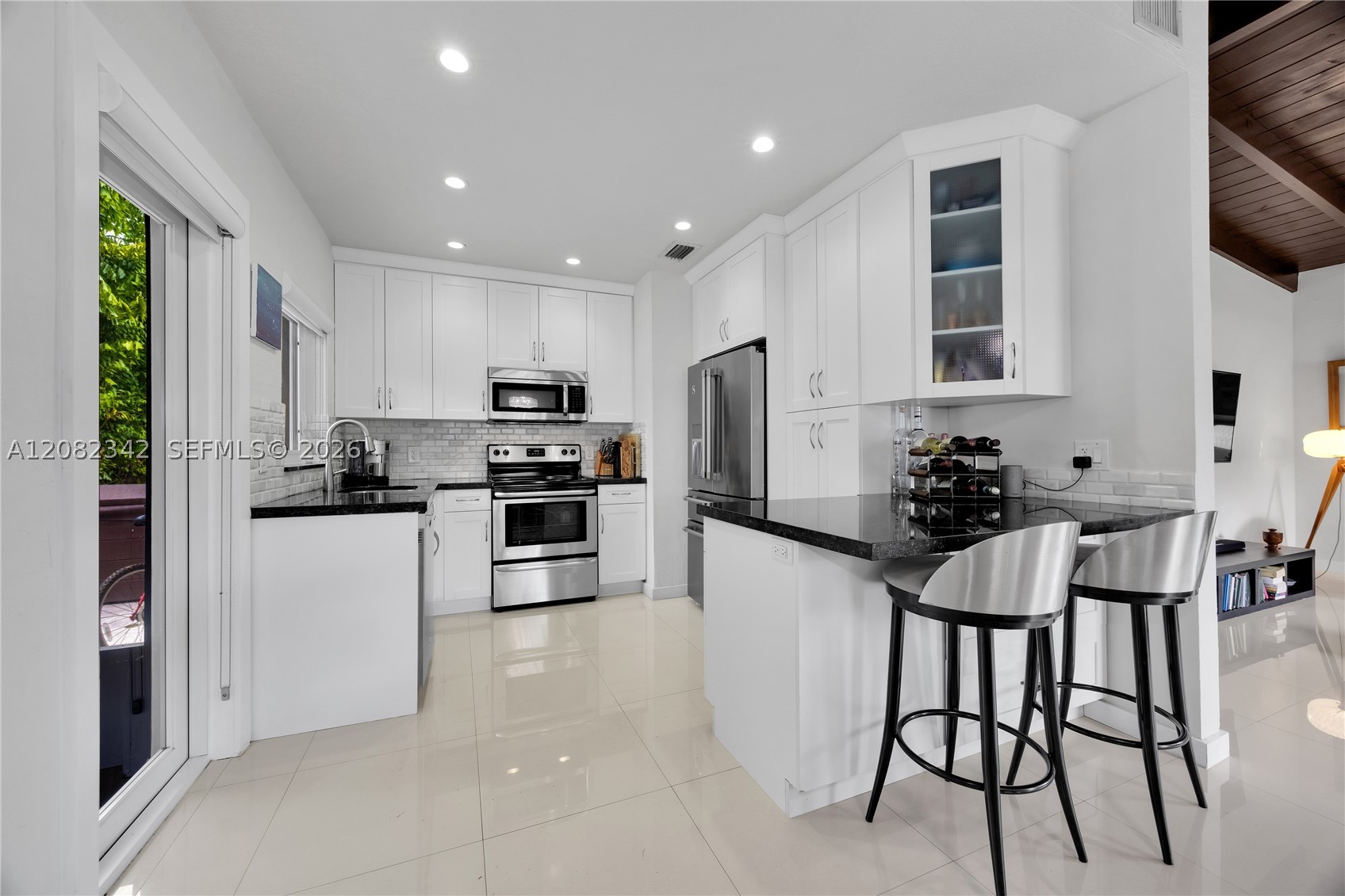6843 SW 53rd St, Miami FL 33155