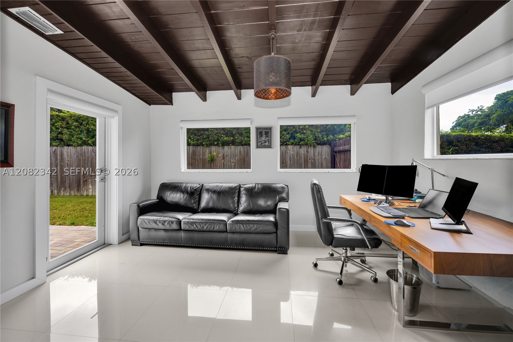 6843 SW 53rd St, Miami FL 33155