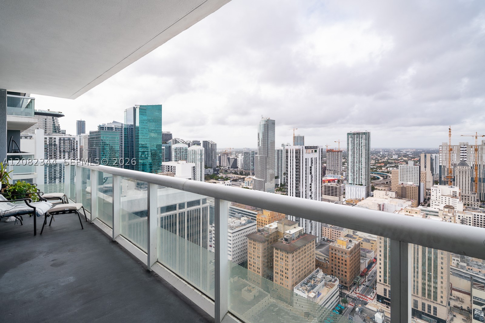 50 Biscayne Blvd #4505, Miami FL 33132
