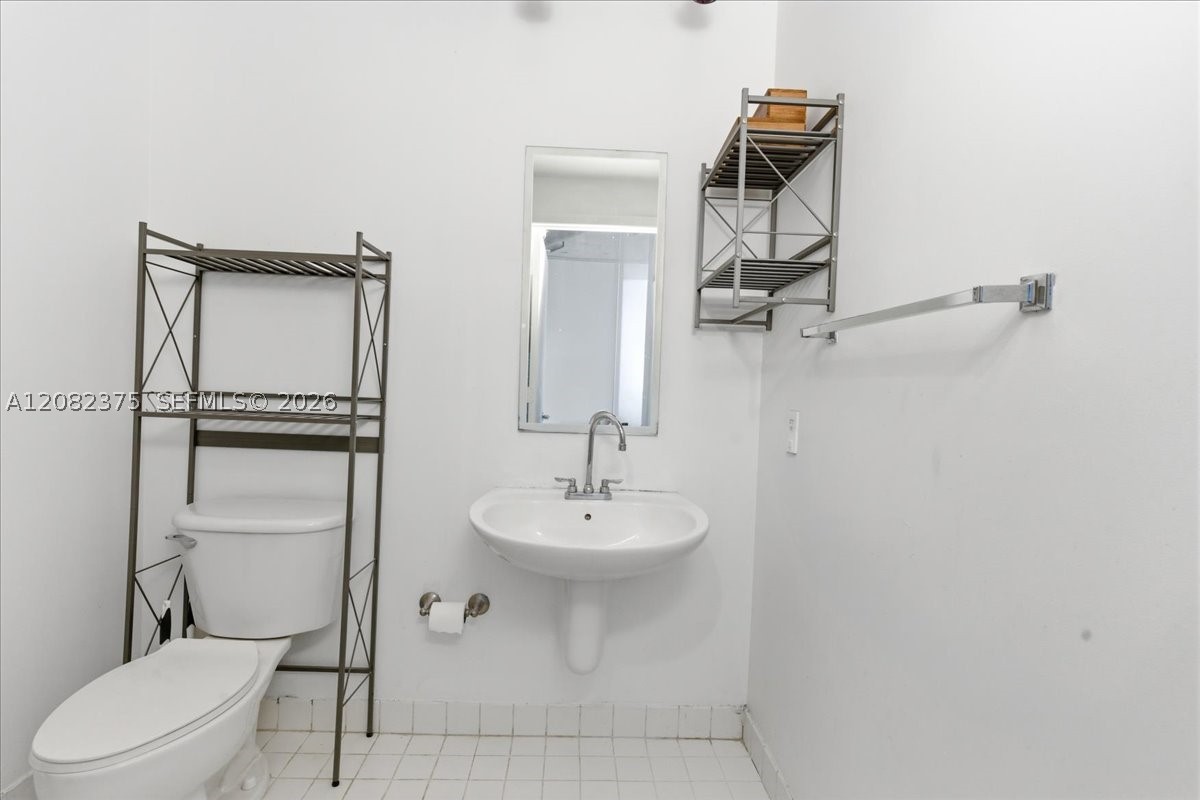 10 SW South River Dr #806, Miami FL 33130