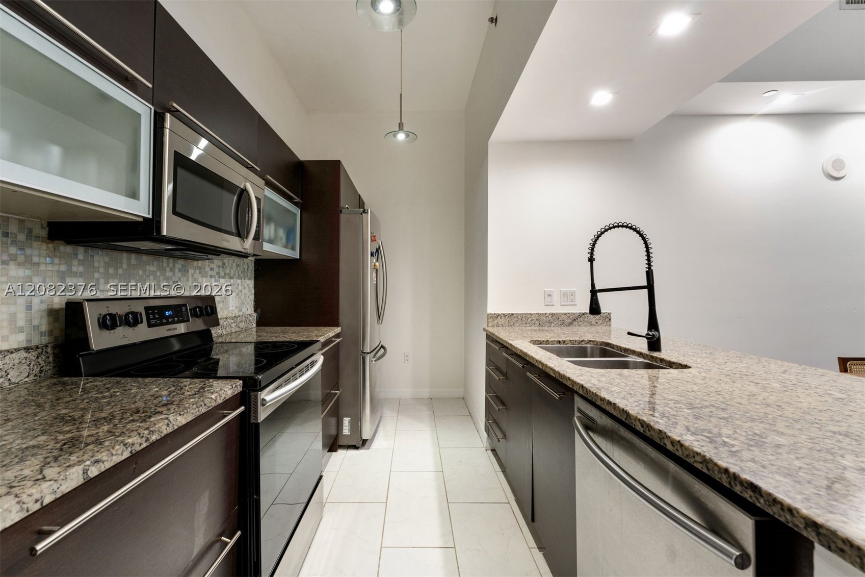 951 Brickell Ave #201, Miami FL 33131