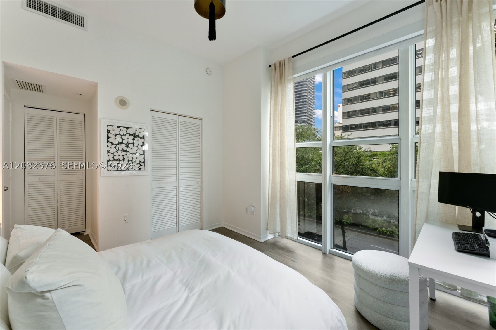 951 Brickell Ave #201, Miami FL 33131