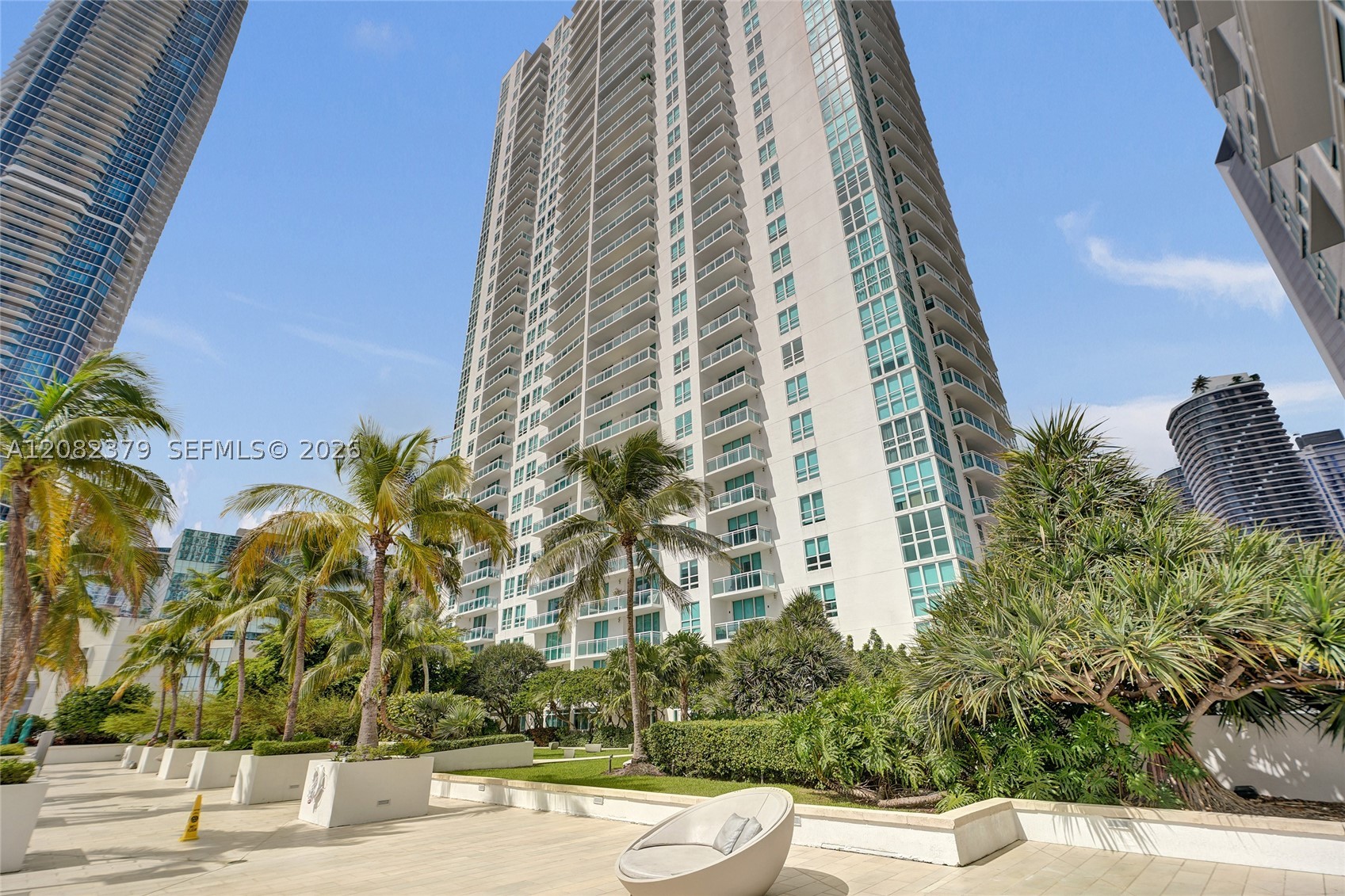 951 Brickell Ave #1106, Miami FL 33131