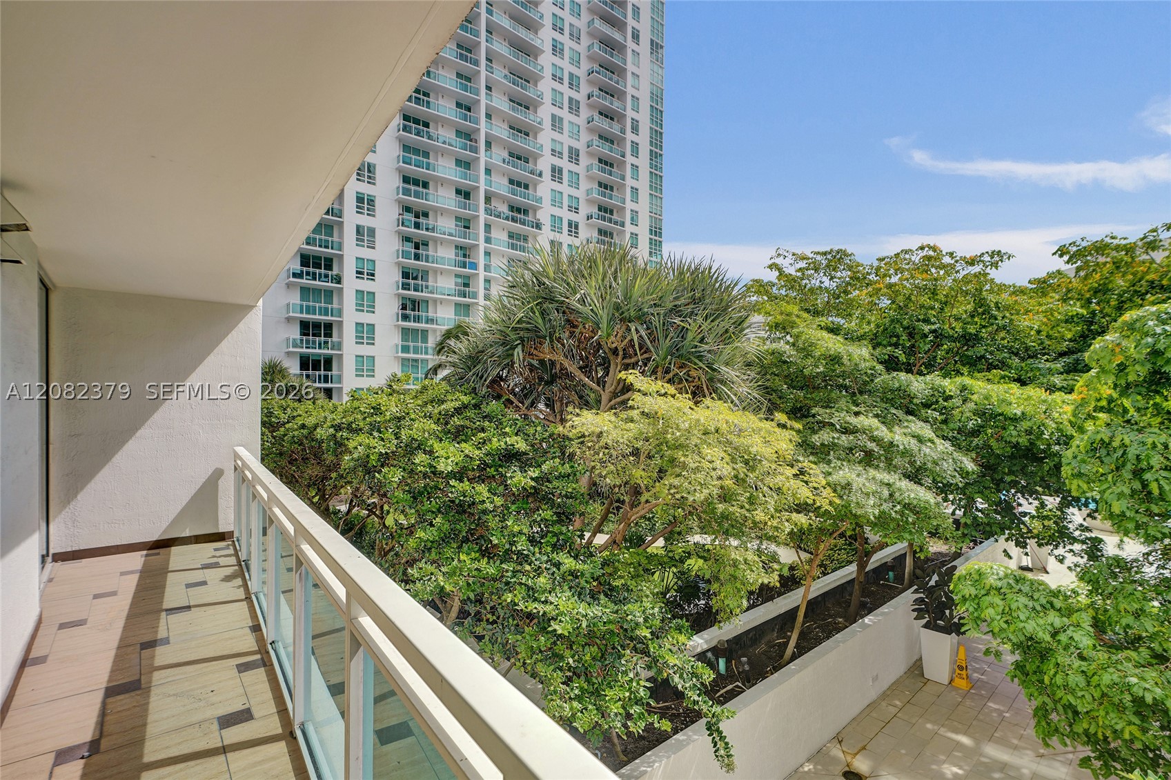 951 Brickell Ave #1106, Miami FL 33131