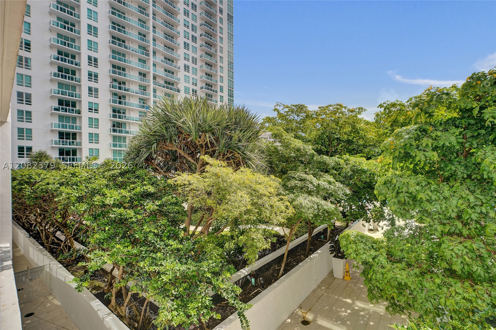951 Brickell Ave #1106, Miami FL 33131