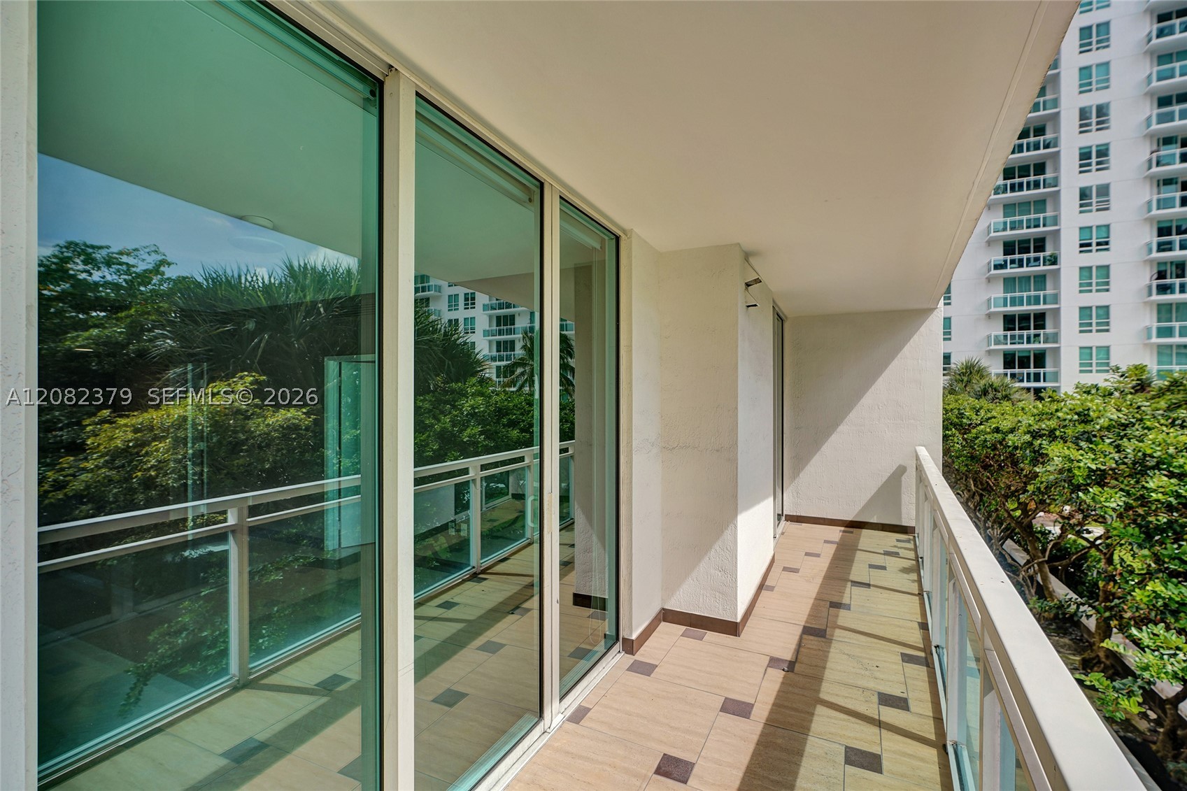 951 Brickell Ave #1106, Miami FL 33131
