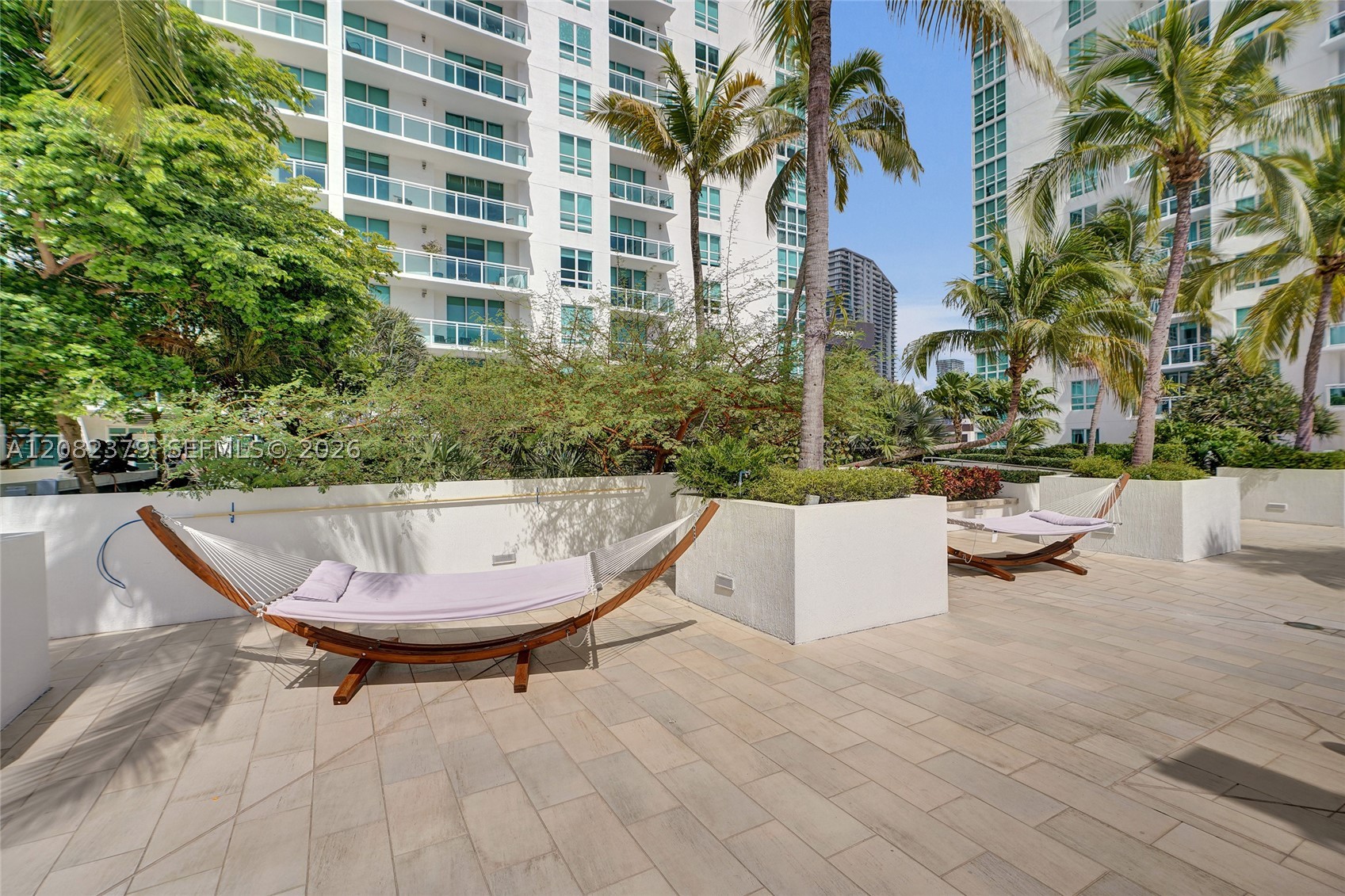 951 Brickell Ave #1106, Miami FL 33131