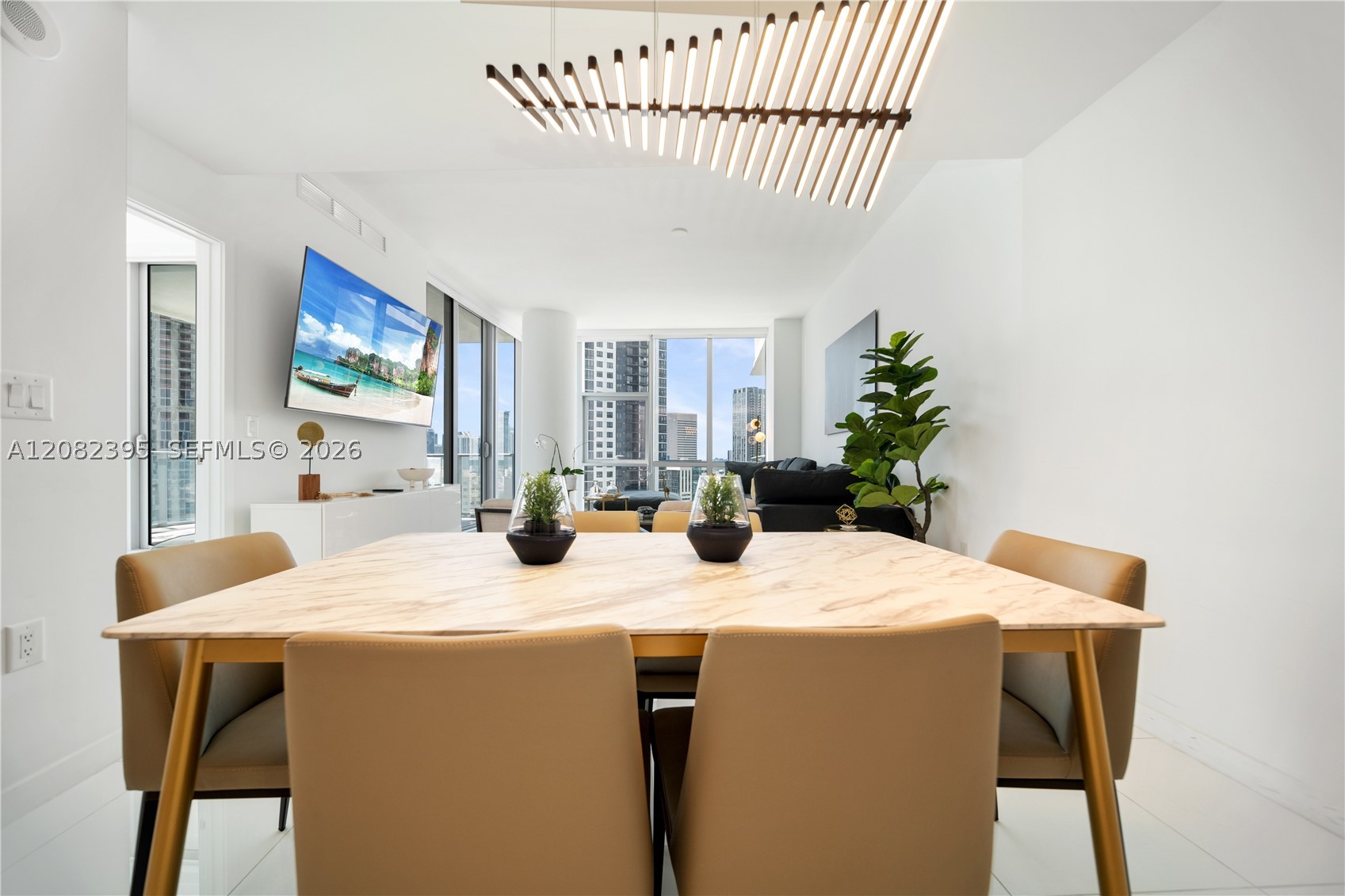 851 NE 1st Ave #2011, Miami FL 33132