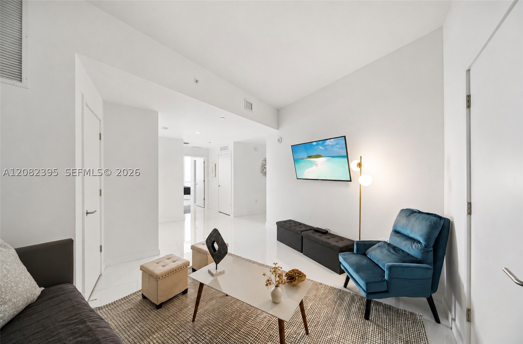 851 NE 1st Ave #2011, Miami FL 33132