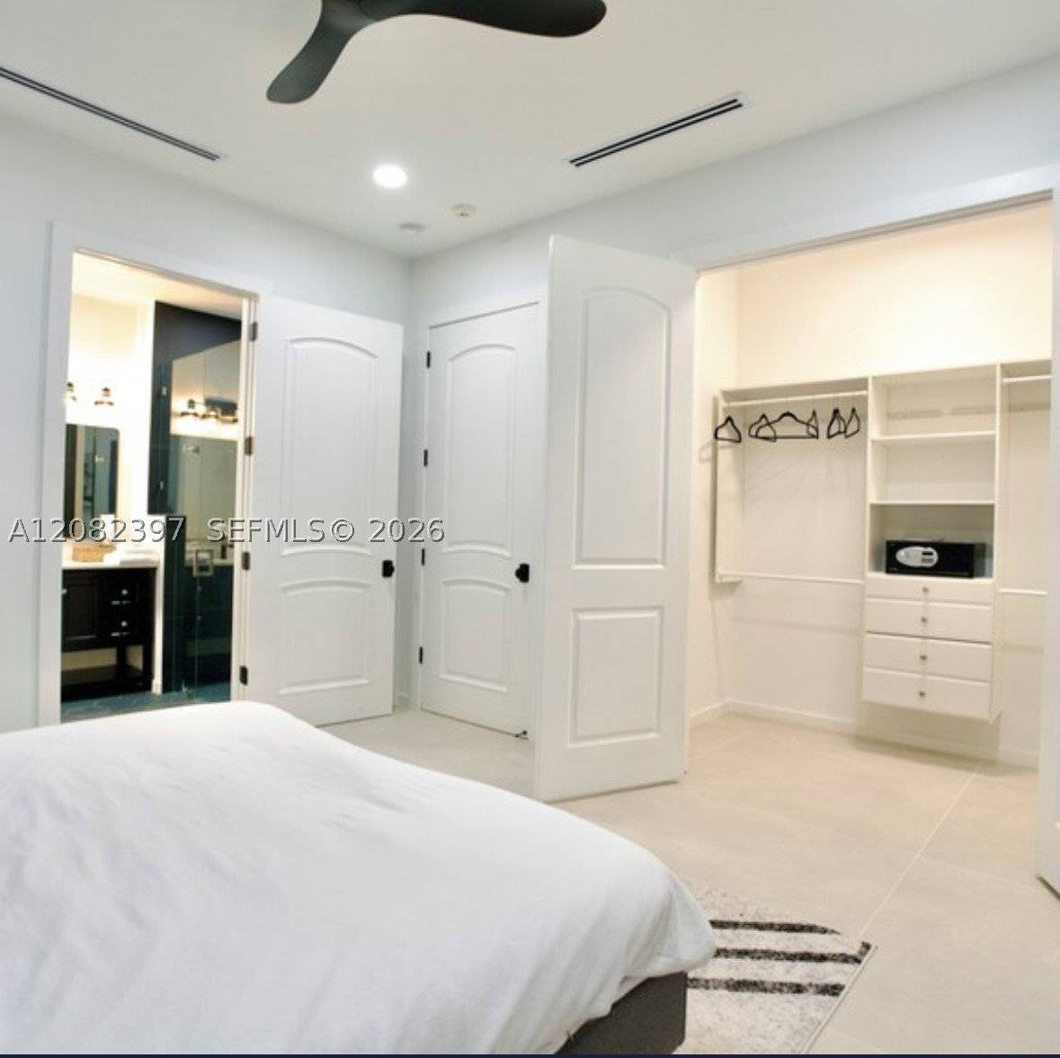131 Royal Palm Dr #0, Fort Lauderdale FL 33301