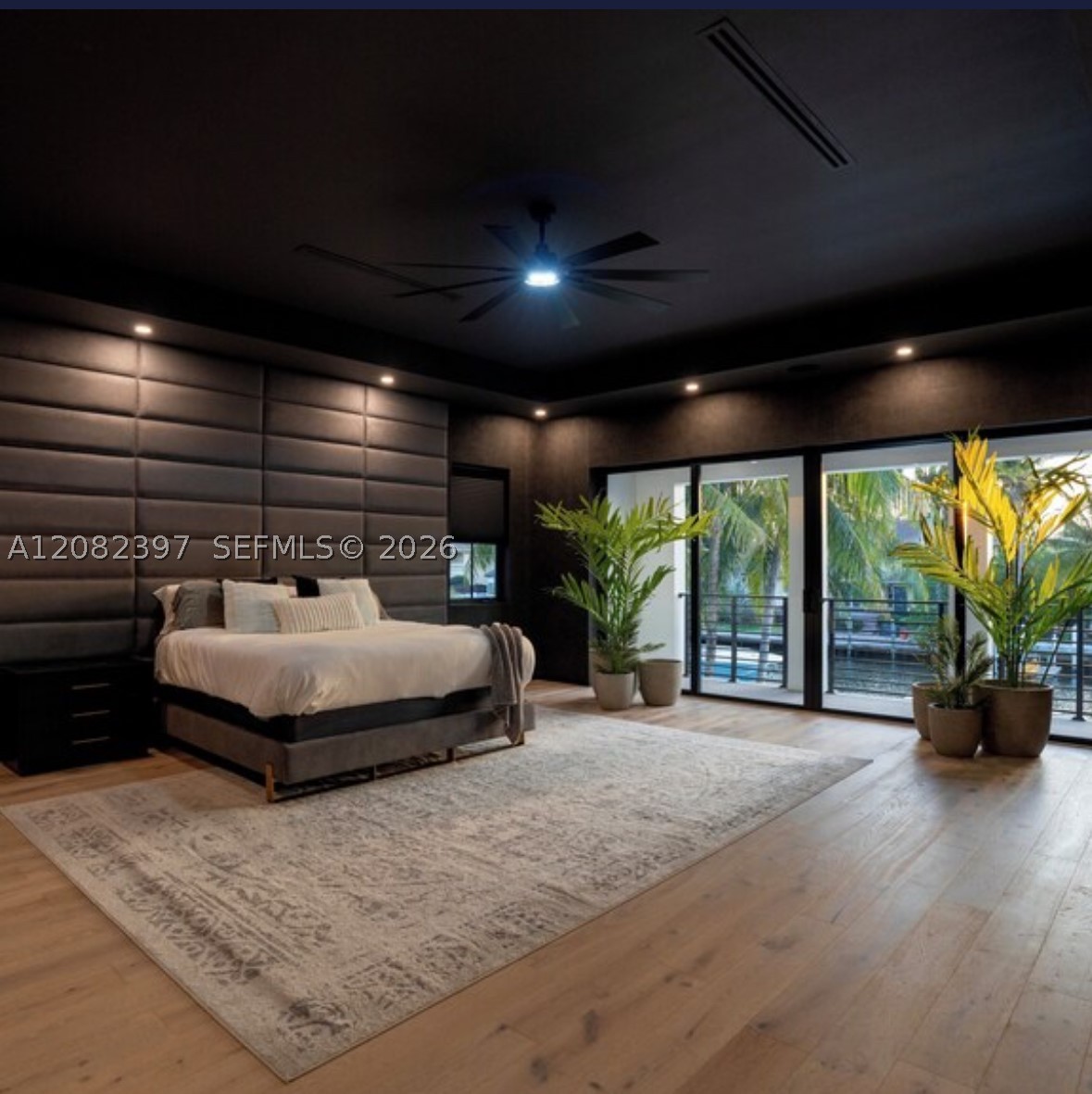131 Royal Palm Dr #0, Fort Lauderdale FL 33301