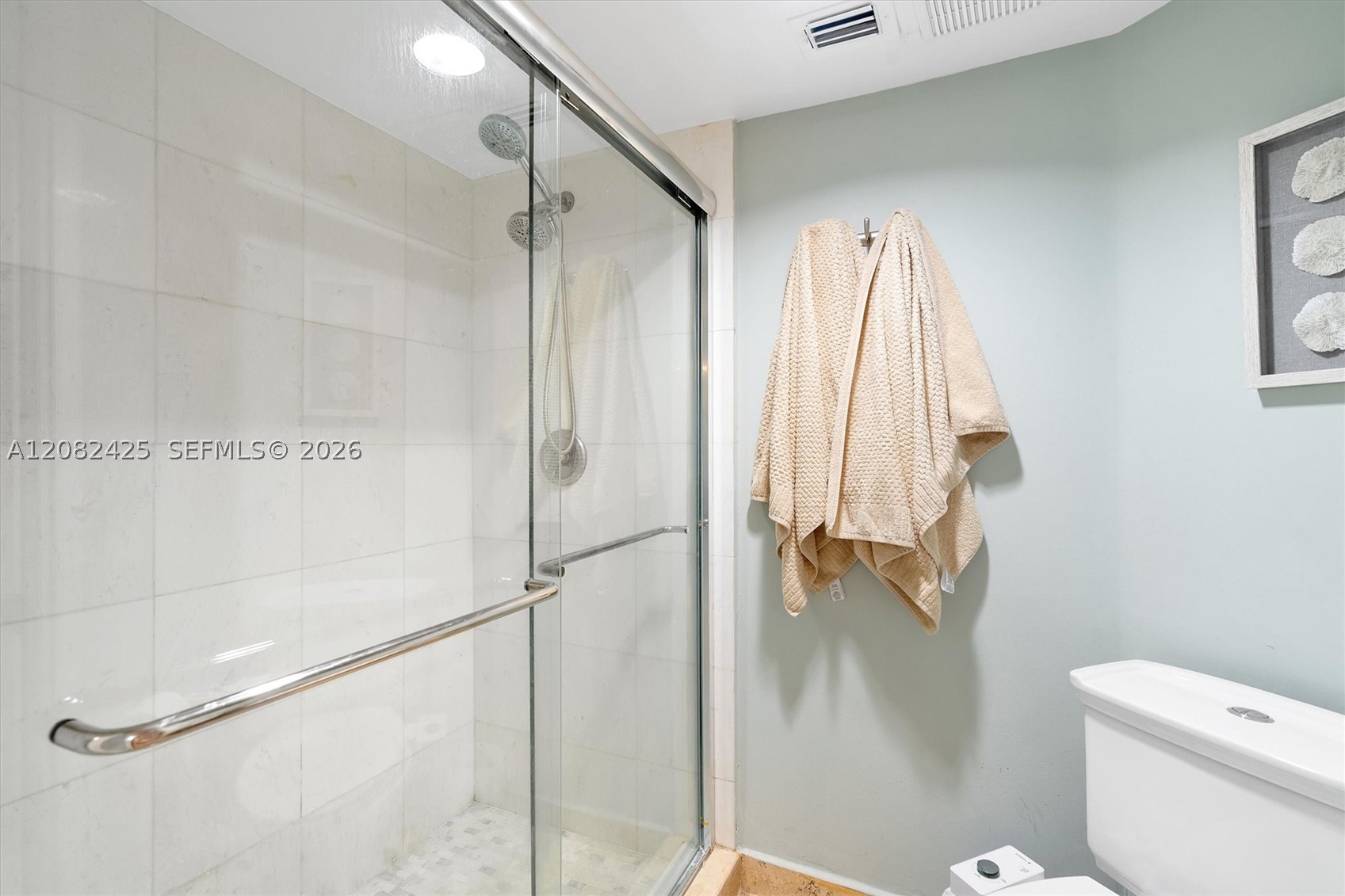 3500 Mystic Pointe Dr #806, Aventura FL 33180