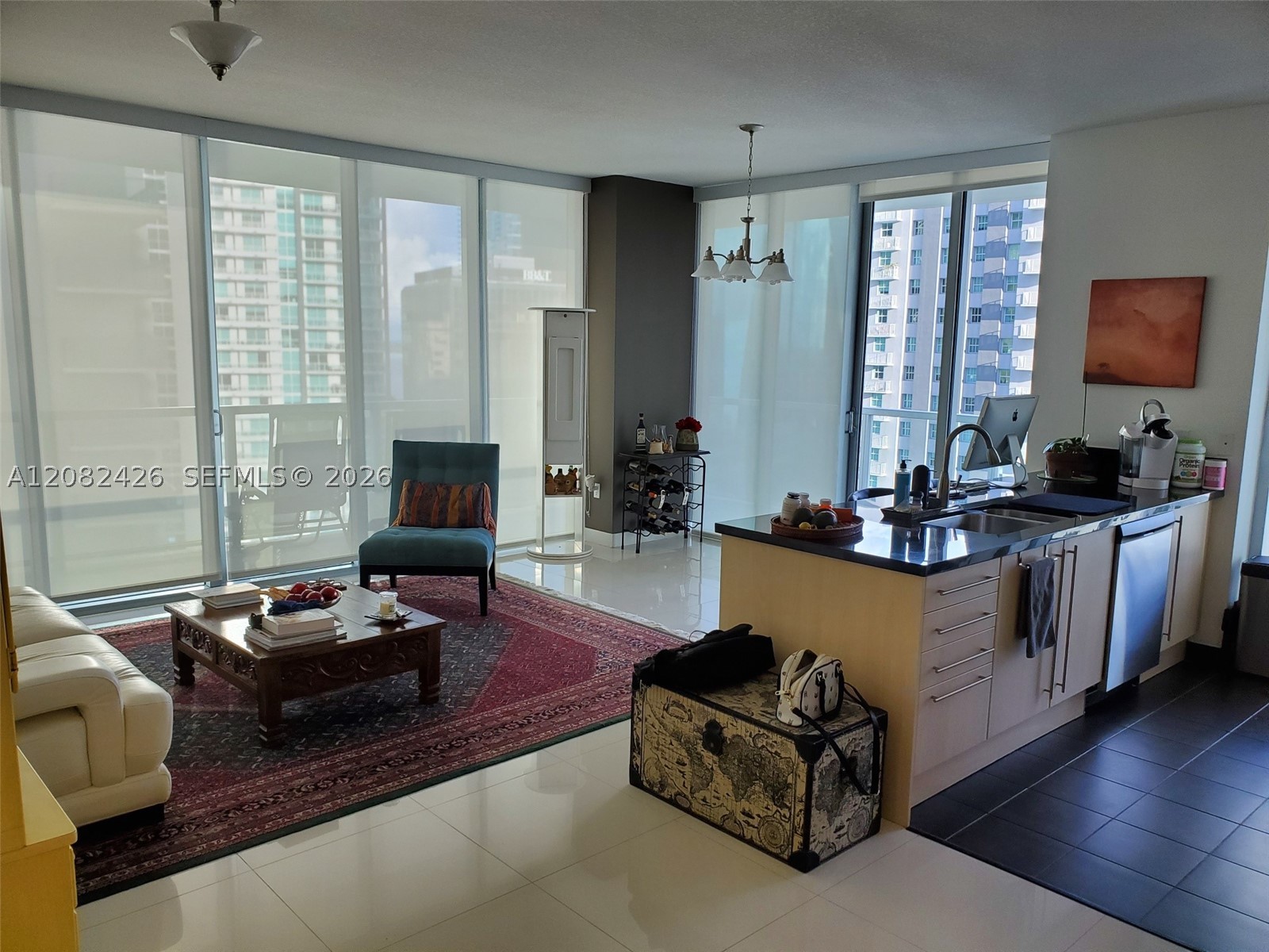1111 SW 1  AVE #2219-N, Miami FL 33130