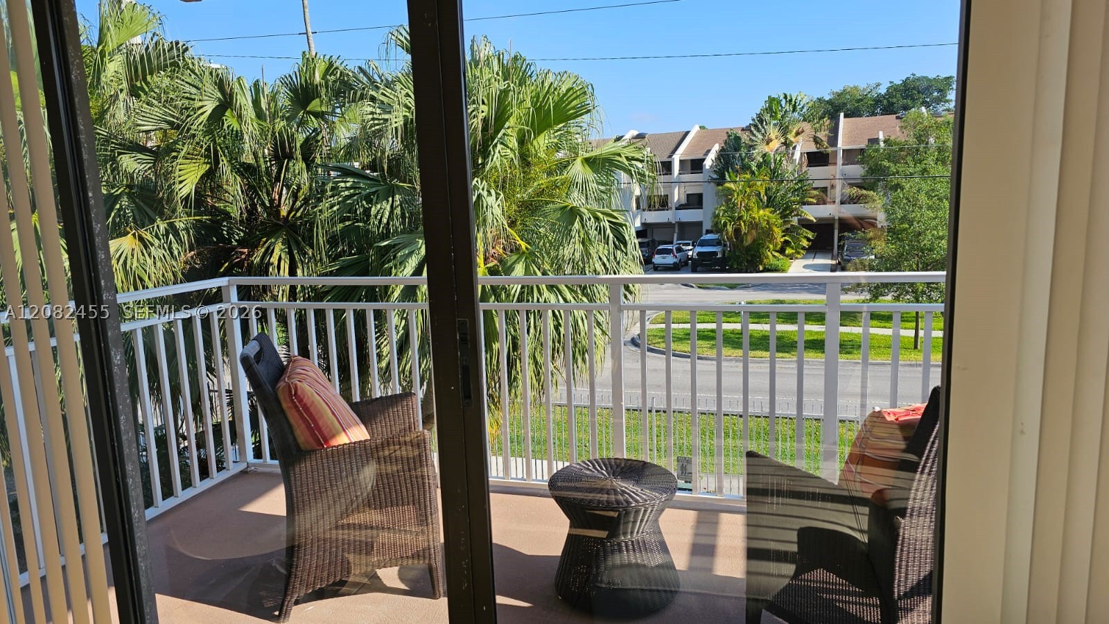 2450 NE 135th St #102, North Miami FL 33181