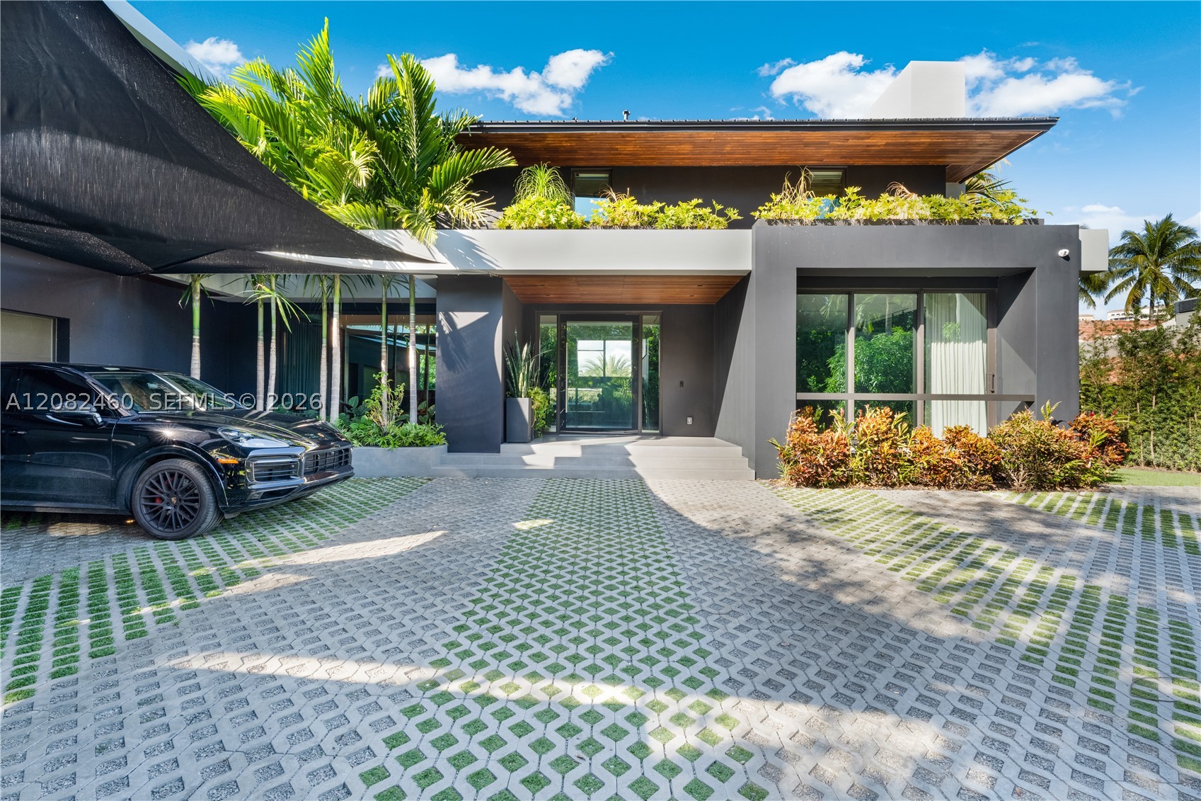 131 Cape Florida Dr, Key Biscayne FL 33149
