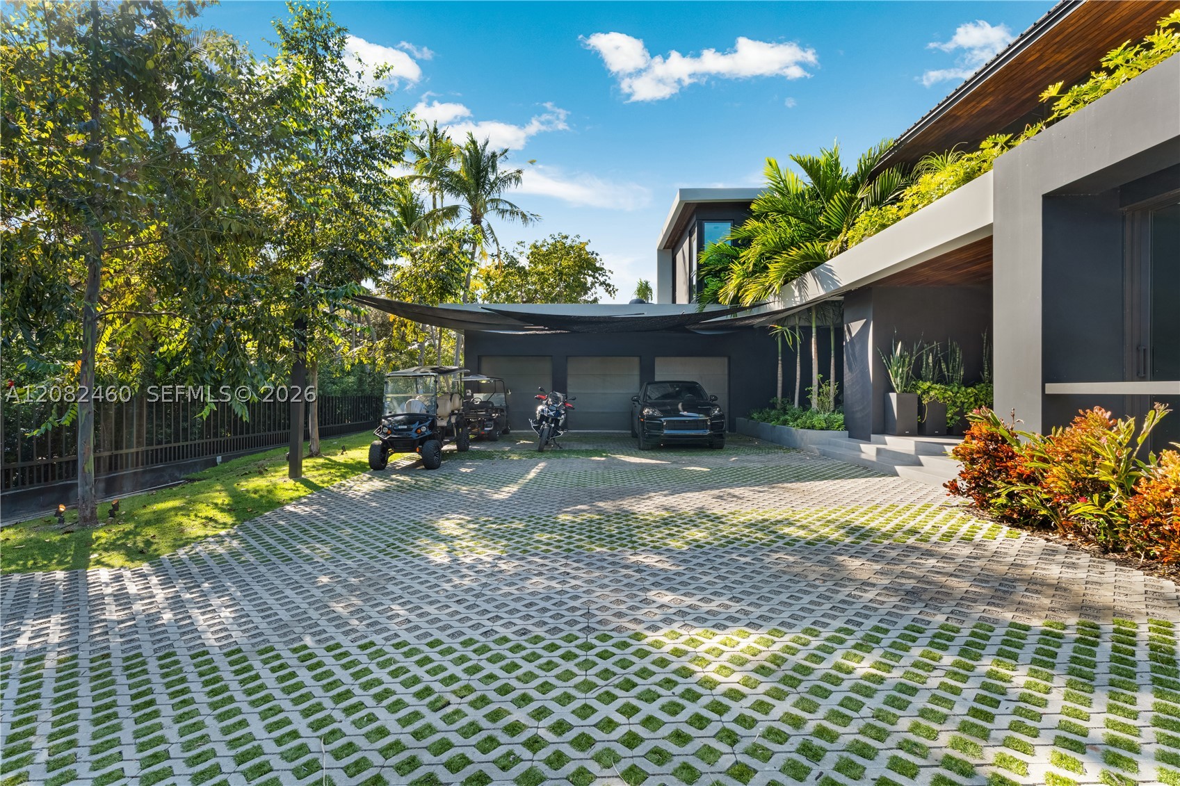 131 Cape Florida Dr, Key Biscayne FL 33149