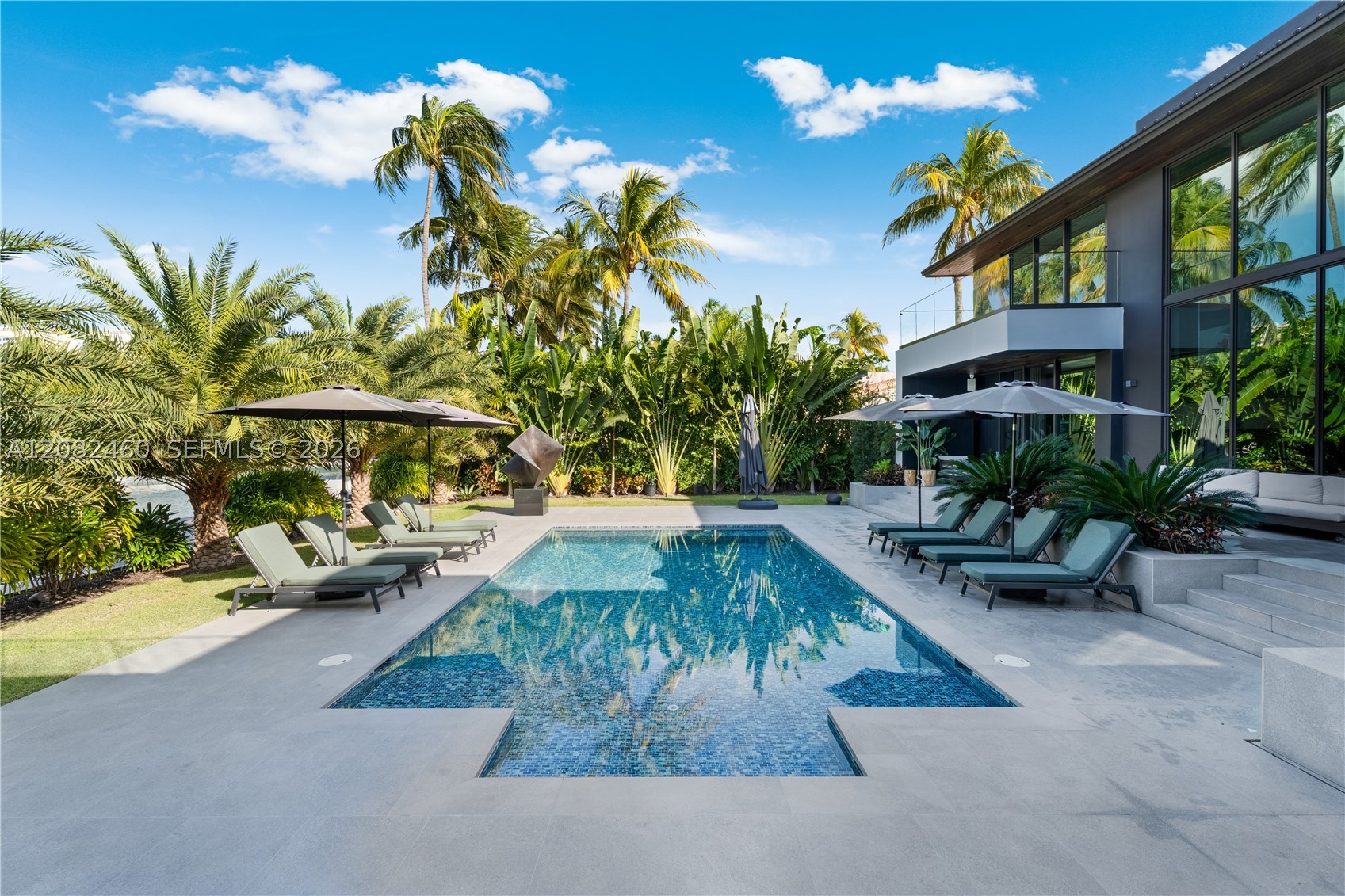 131 Cape Florida Dr, Key Biscayne FL 33149