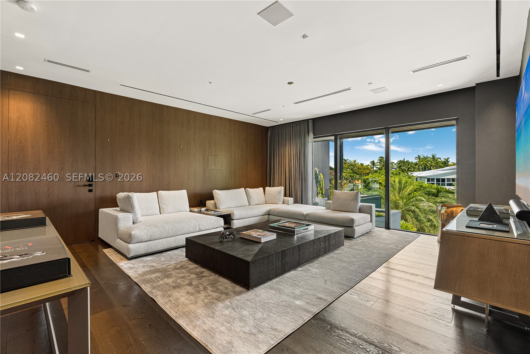 131 Cape Florida Dr, Key Biscayne FL 33149
