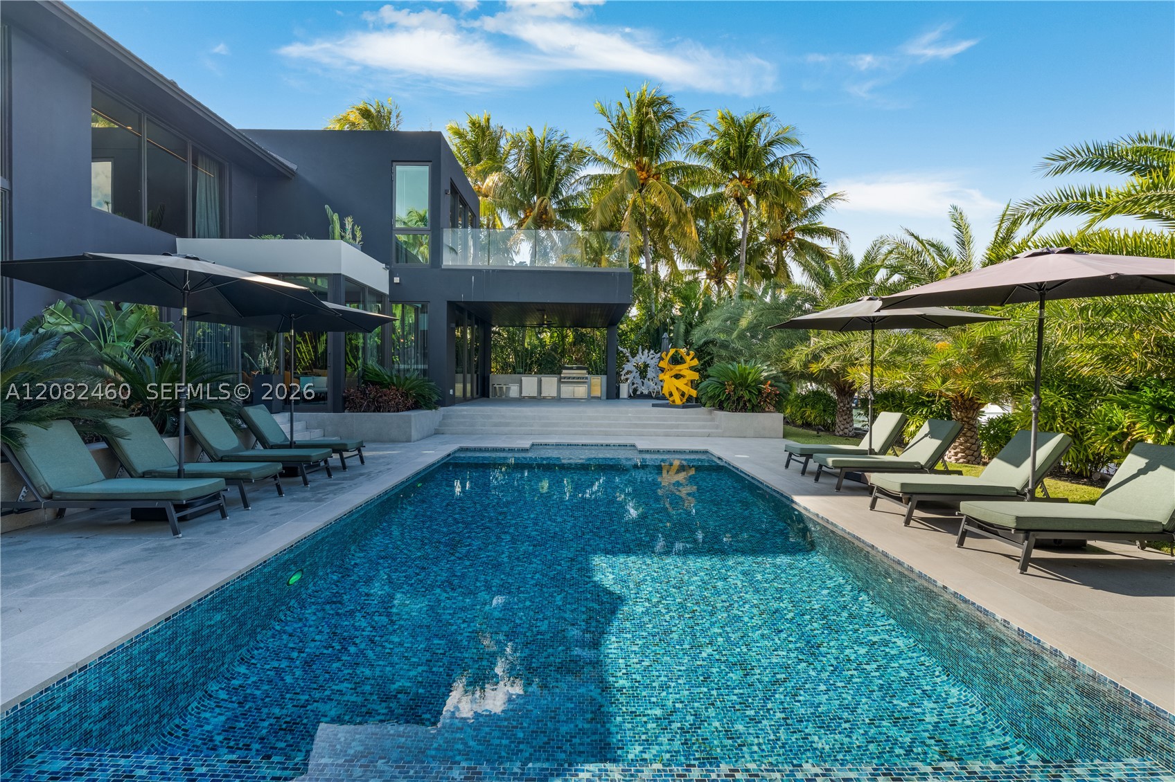 131 Cape Florida Dr, Key Biscayne FL 33149