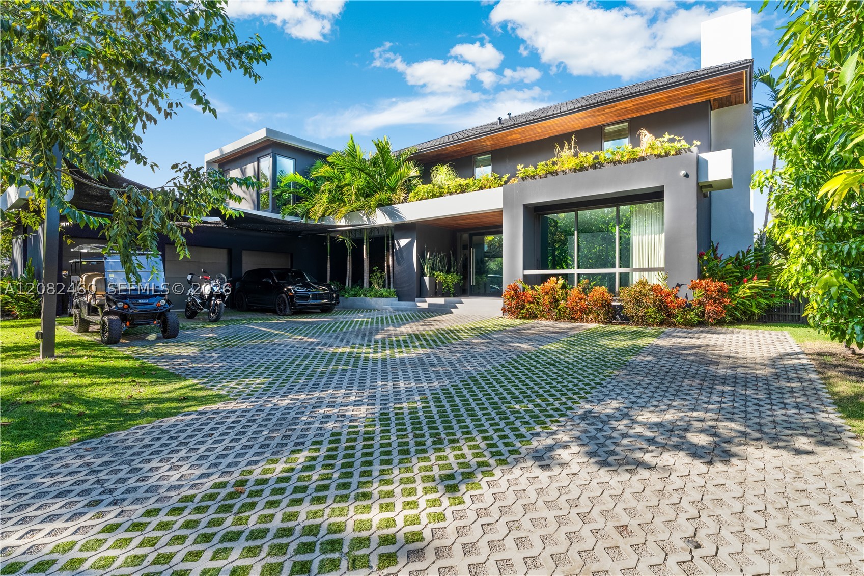 131 Cape Florida Dr, Key Biscayne FL 33149