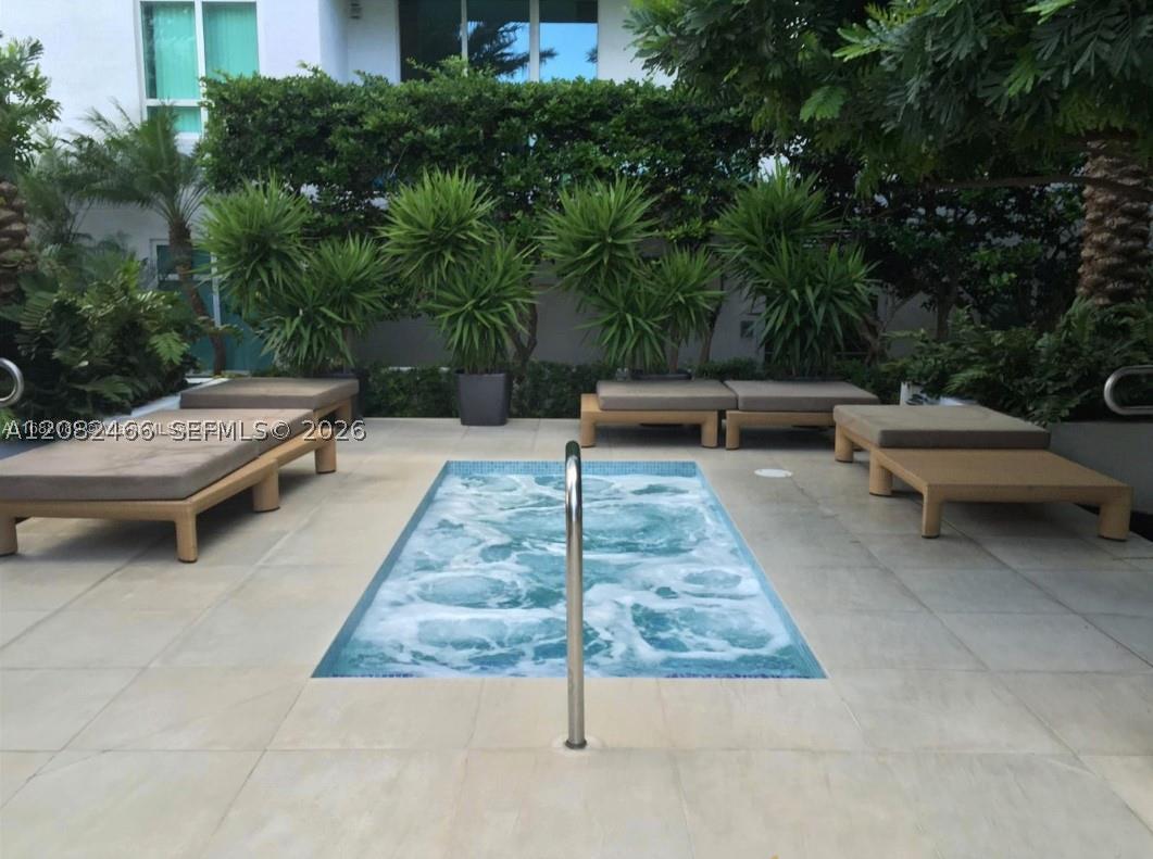 950 S Brickell Bay #1109, Miami FL 33131