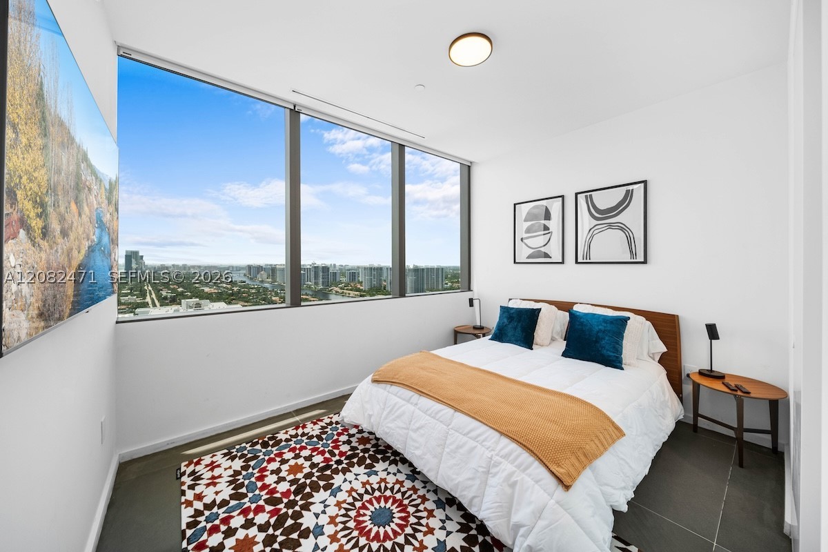 2000 S Ocean Dr #31B, Hallandale Beach FL 33009