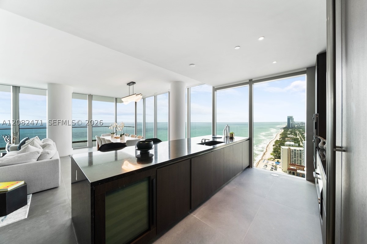 2000 S Ocean Dr #31B, Hallandale Beach FL 33009