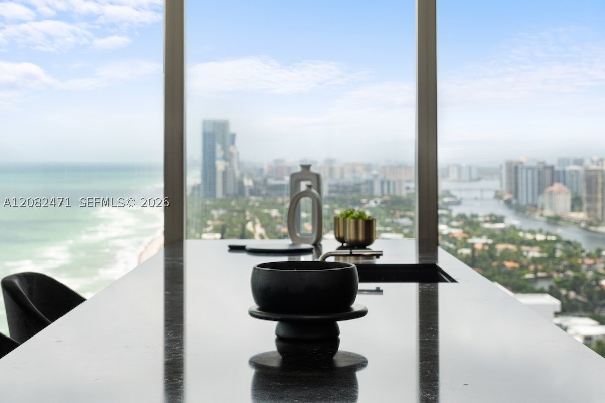 2000 S Ocean Dr #31B, Hallandale Beach FL 33009