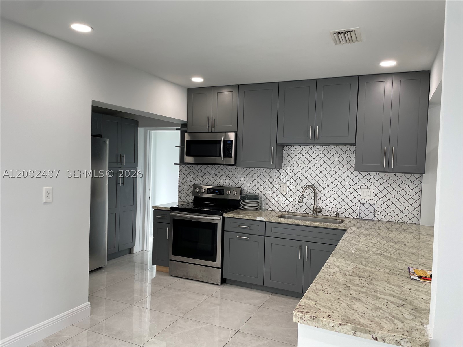 8640 SW 125th Ter, Miami FL 33156
