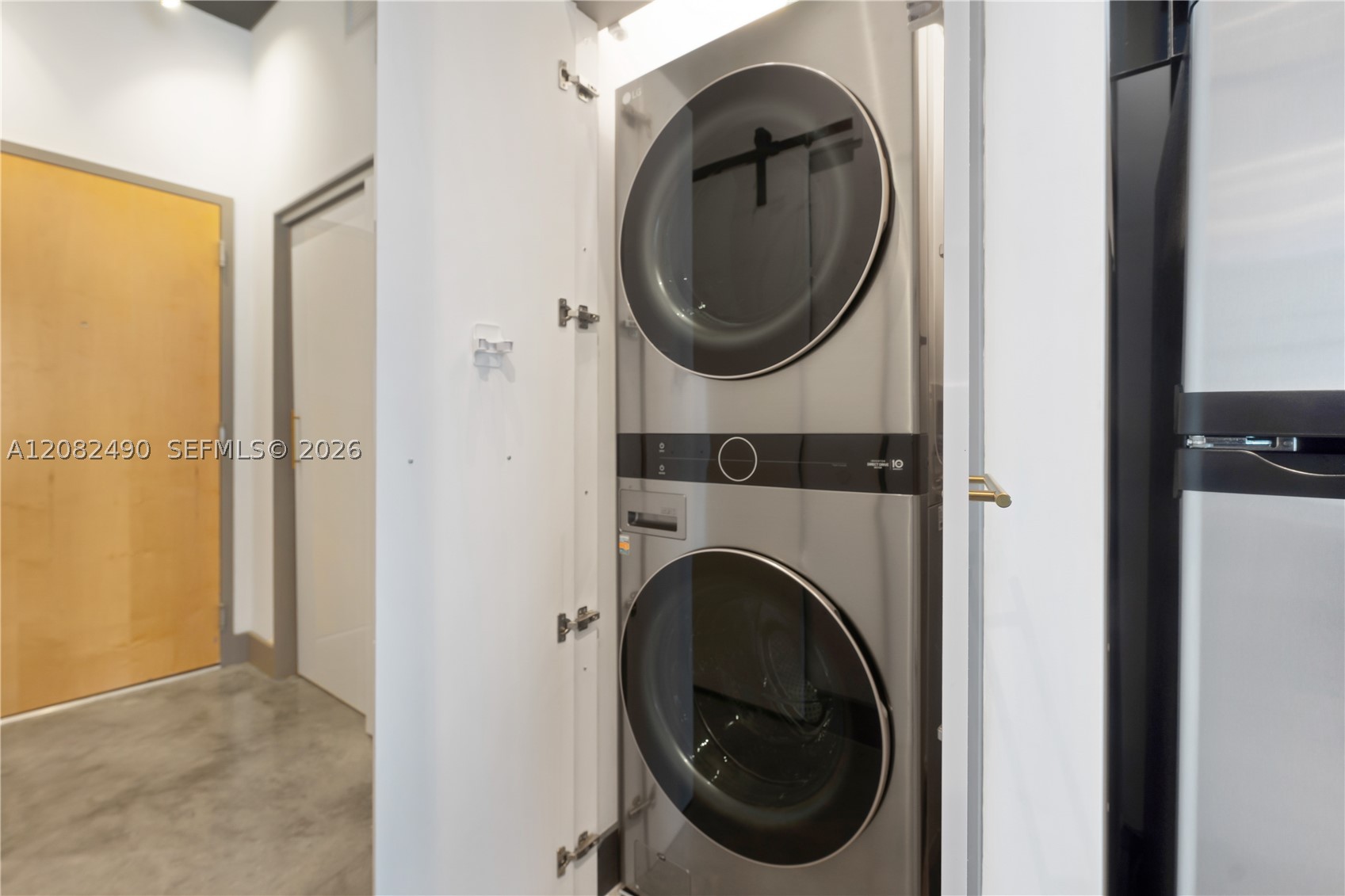 253 NE 2nd St #314, Miami FL 33132