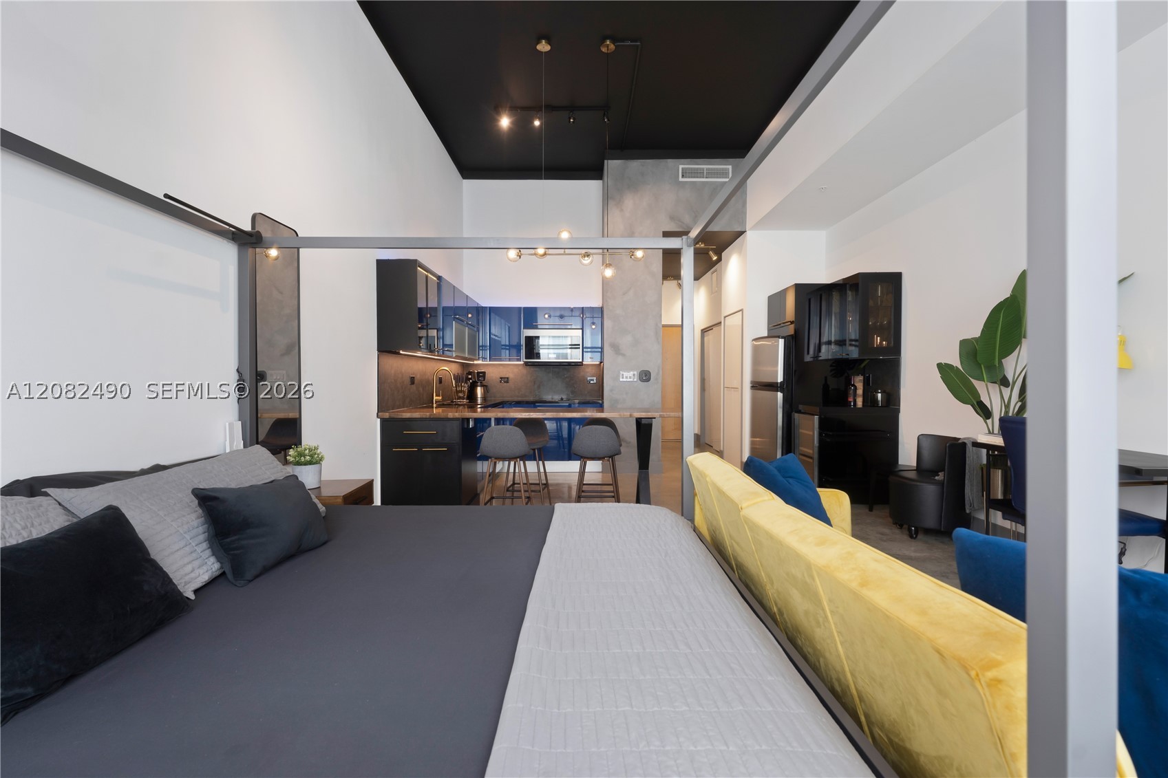 253 NE 2nd St #314, Miami FL 33132