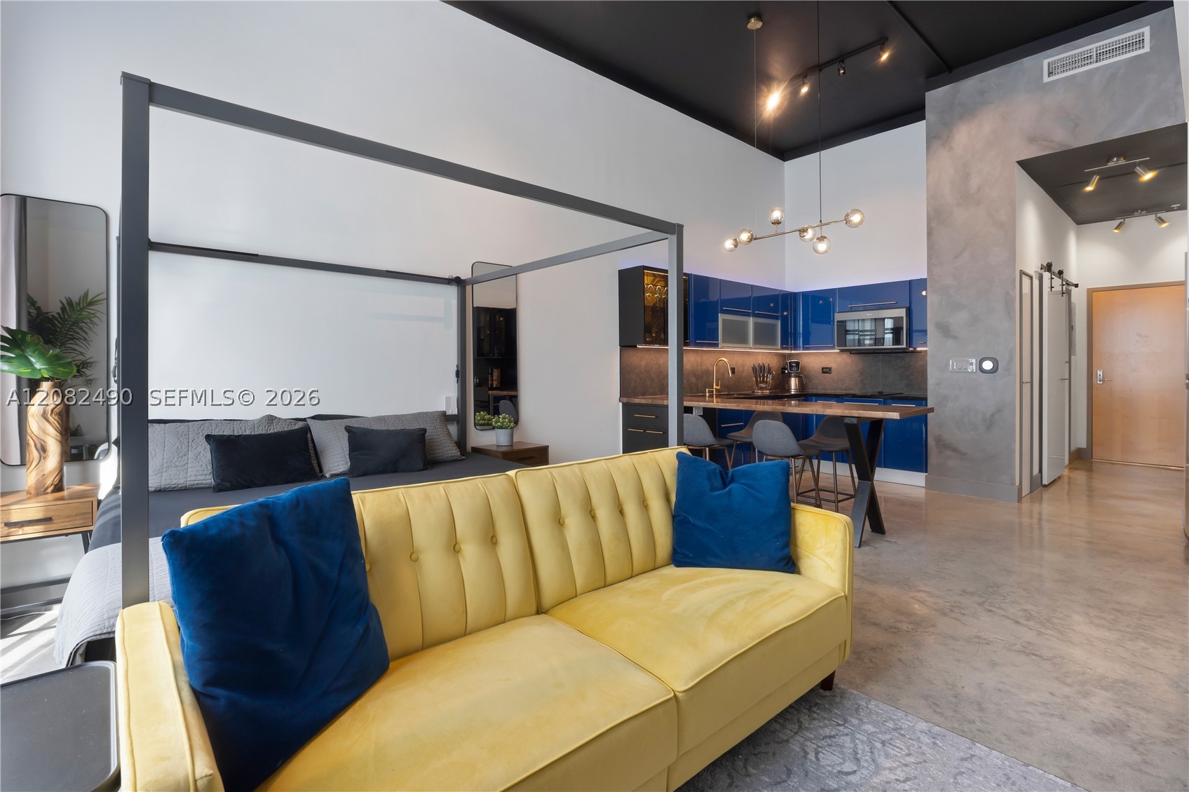 253 NE 2nd St #314, Miami FL 33132