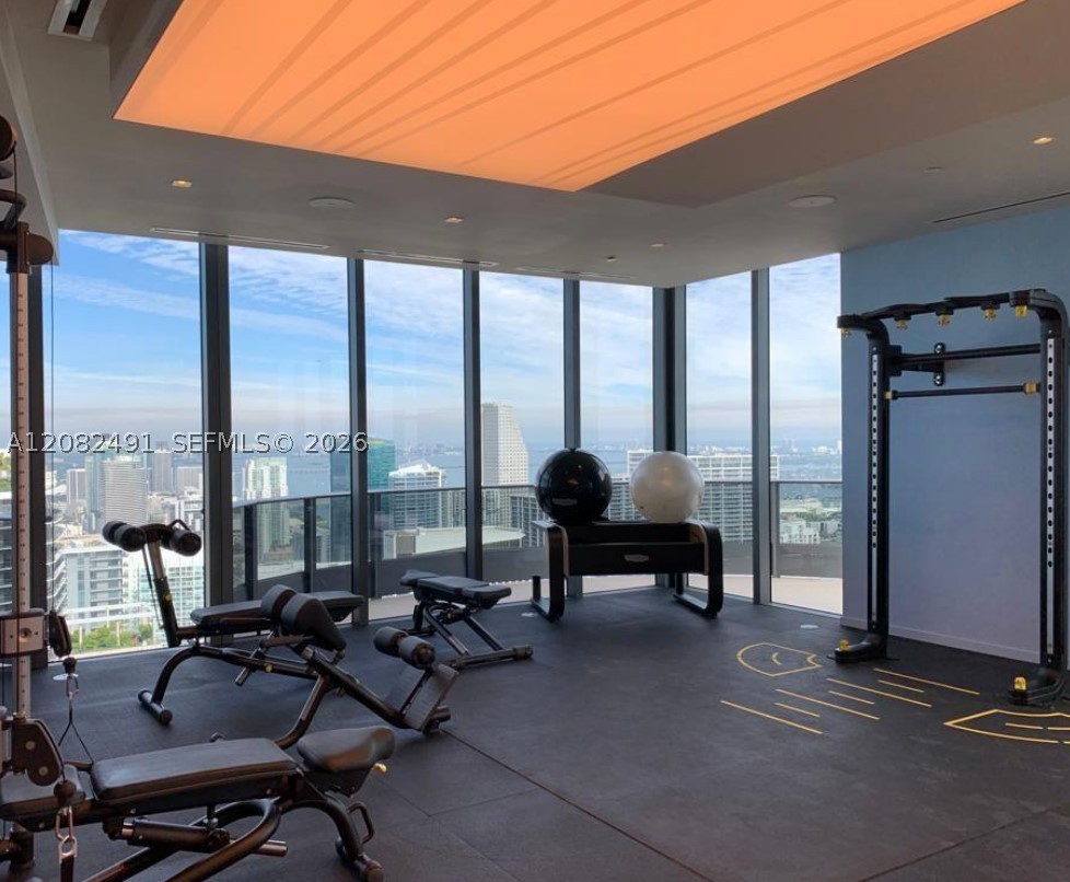 1000 Brickell Plaza #2406, Miami FL 33131