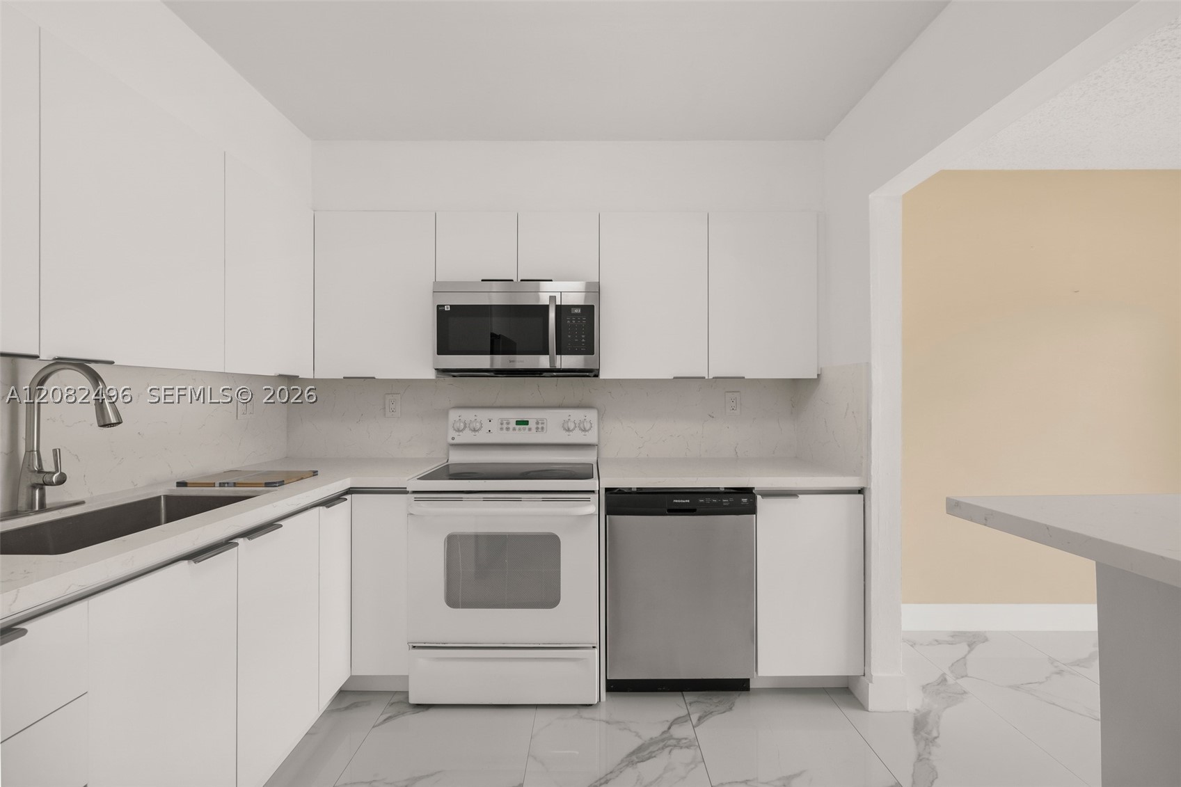 1284 W 44th Pl #3, Hialeah FL 33012