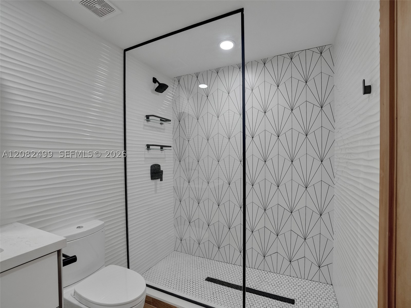 325 S Biscayne Blvd #1423, Miami FL 33131