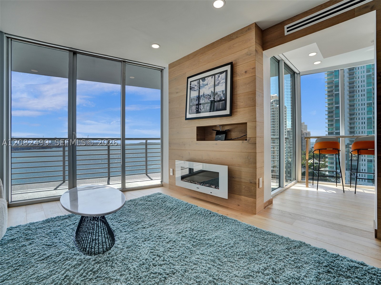 325 S Biscayne Blvd #1423, Miami FL 33131