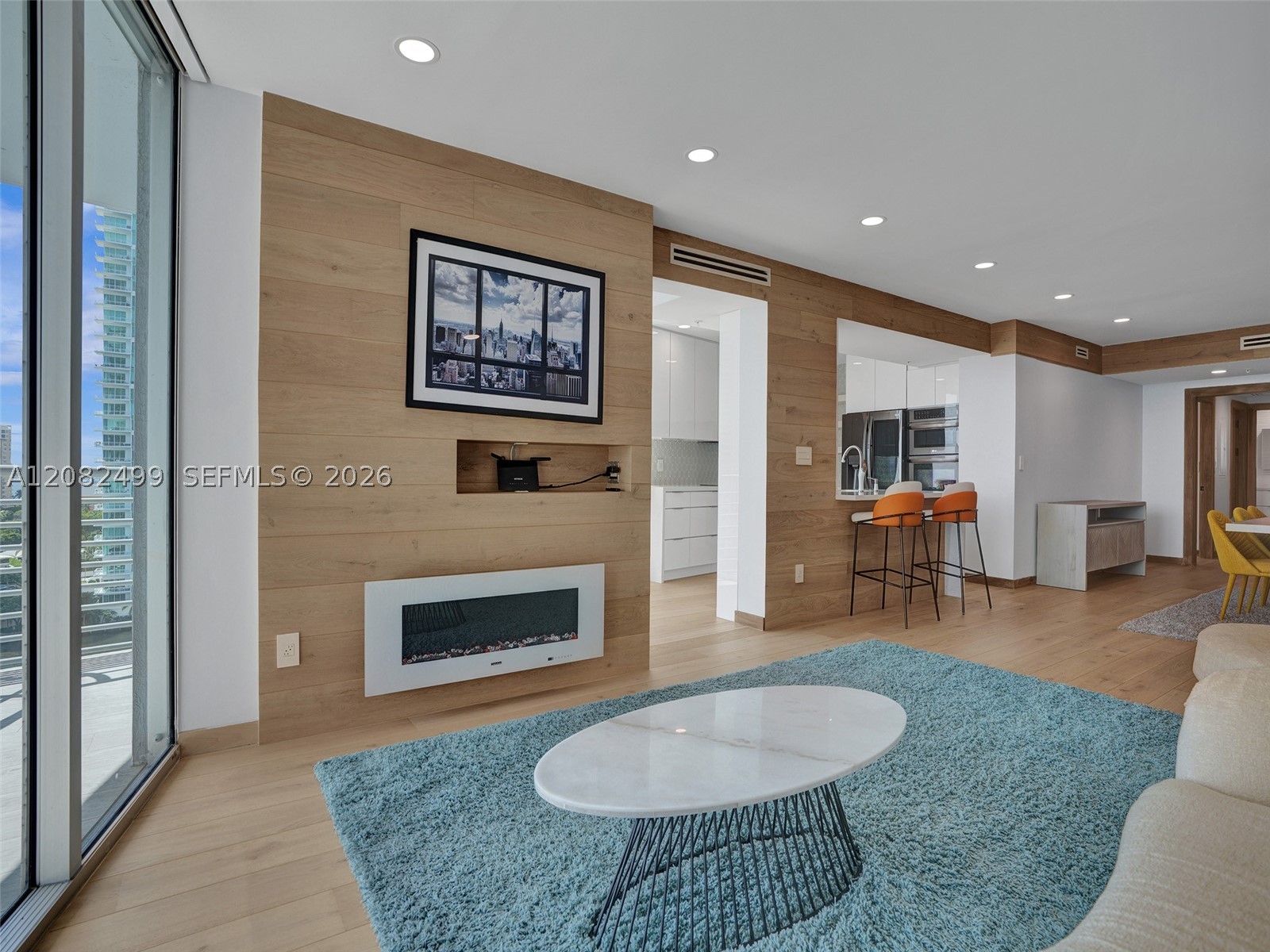 325 S Biscayne Blvd #1423, Miami FL 33131