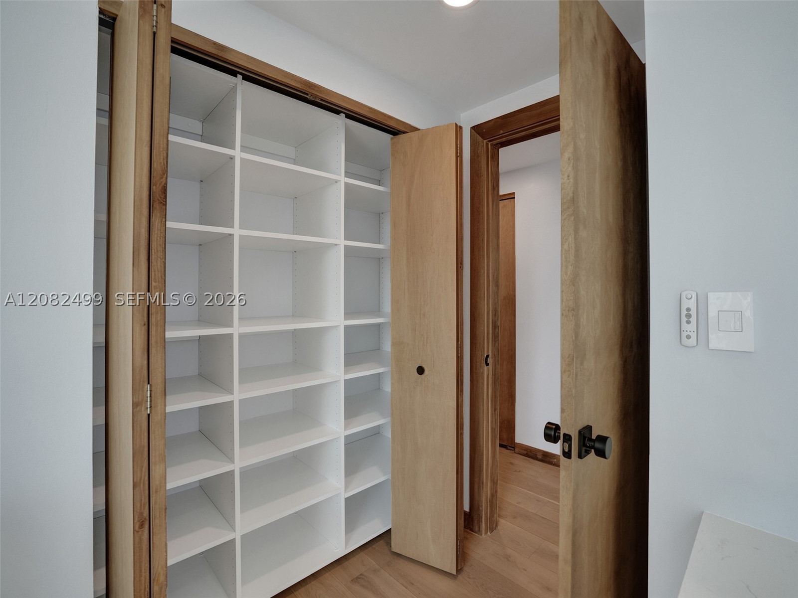 325 S Biscayne Blvd #1423, Miami FL 33131
