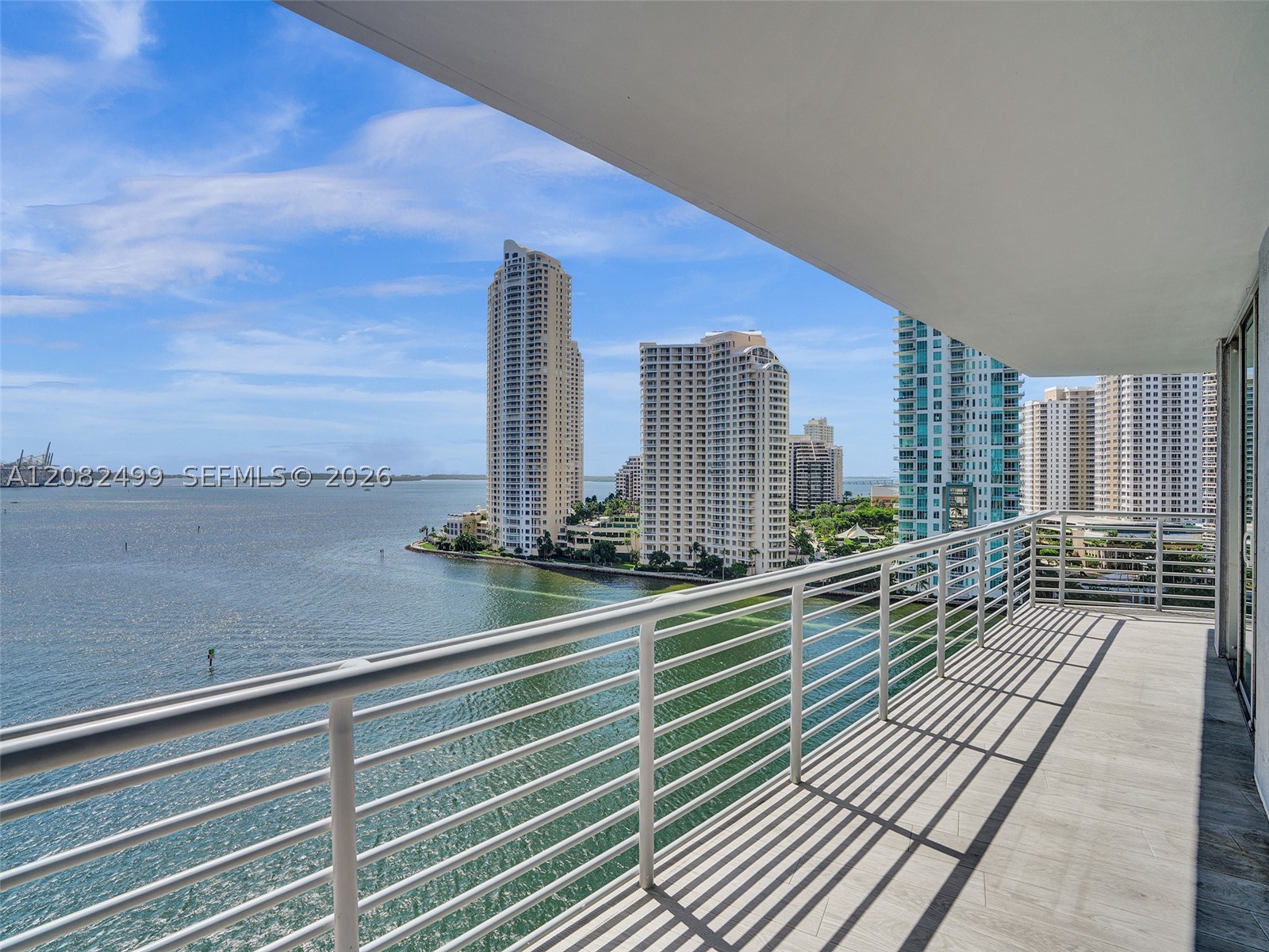 325 S Biscayne Blvd #1423, Miami FL 33131