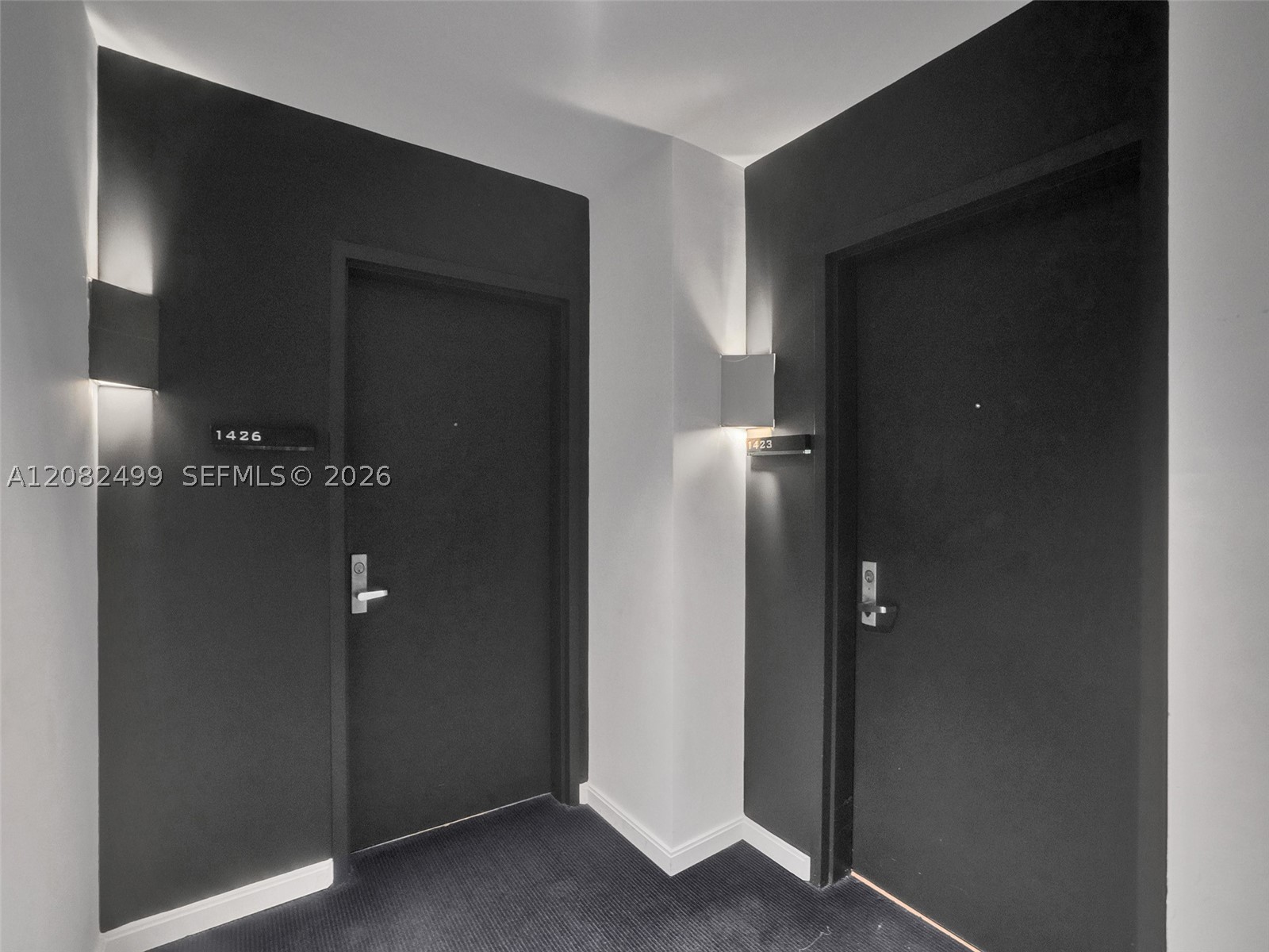325 S Biscayne Blvd #1423, Miami FL 33131