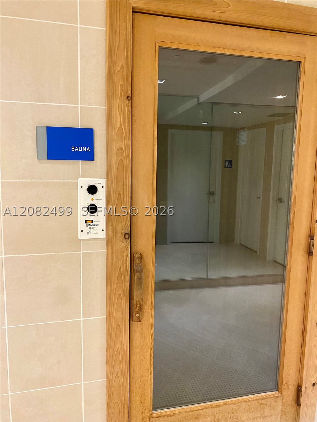 325 S Biscayne Blvd #1423, Miami FL 33131