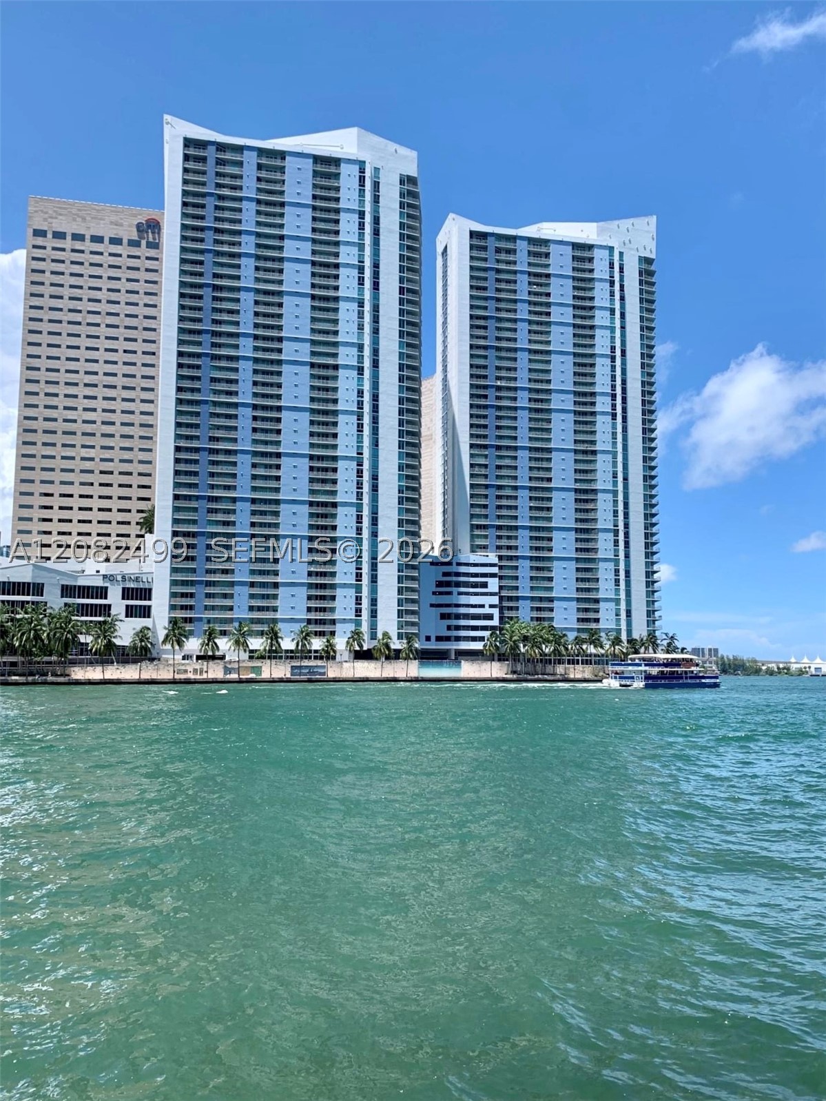 325 S Biscayne Blvd #1423, Miami FL 33131