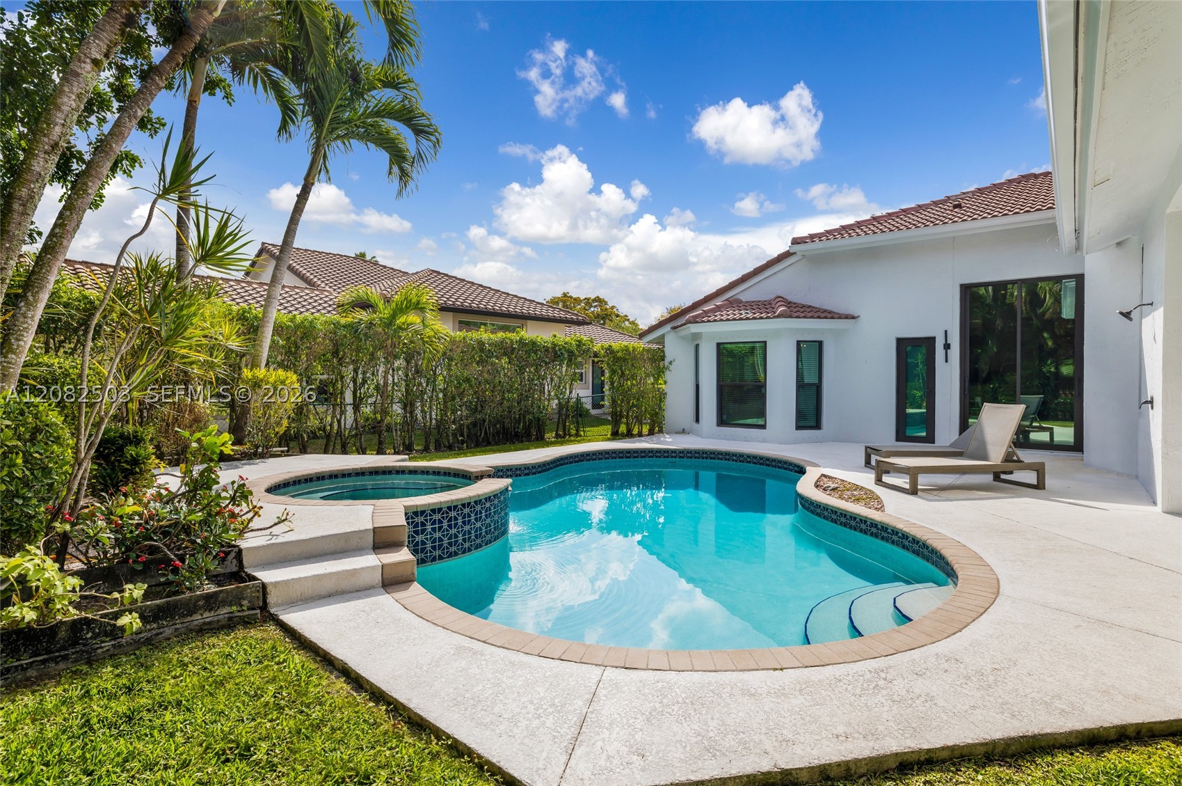 6586 NW 97th Dr, Parkland FL 33076