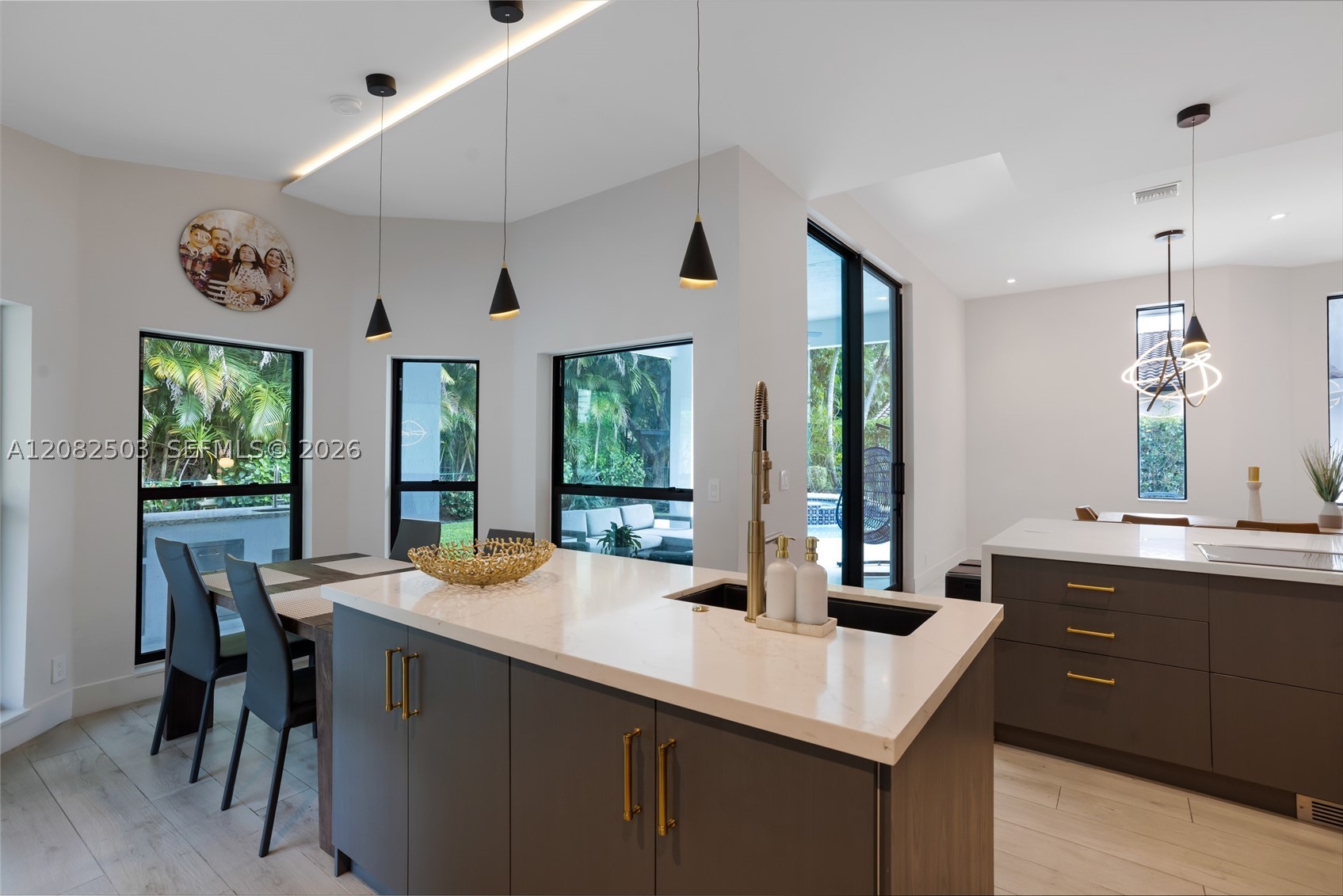 6586 NW 97th Dr, Parkland FL 33076