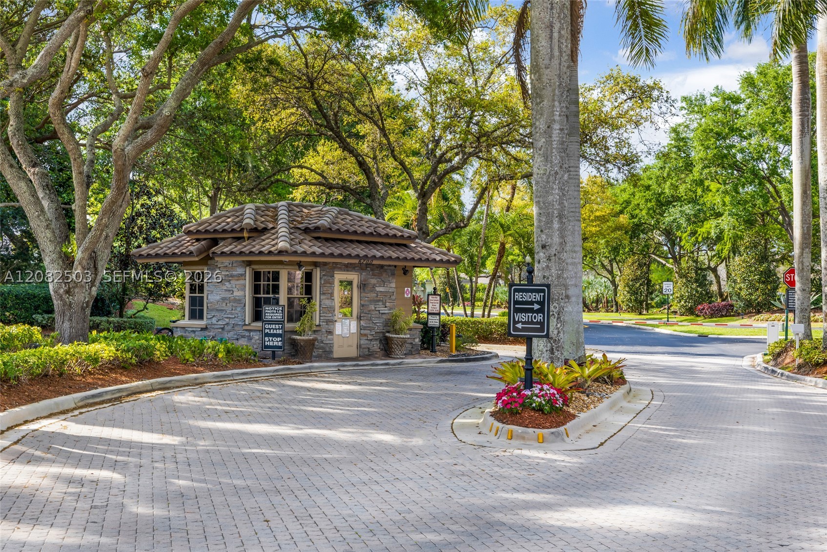 6586 NW 97th Dr, Parkland FL 33076