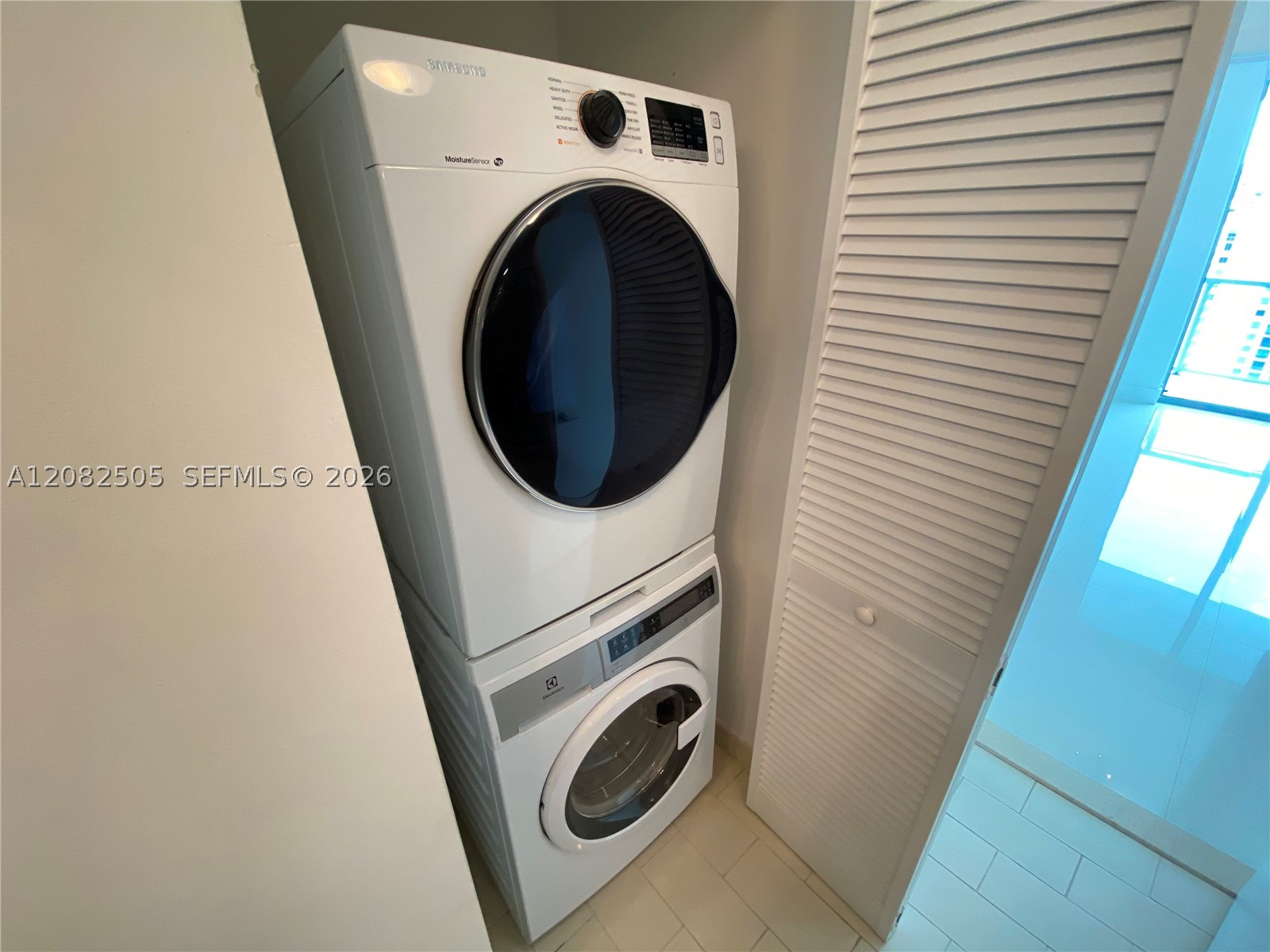 79 SW 12 ST #3810-S, Miami FL 33130