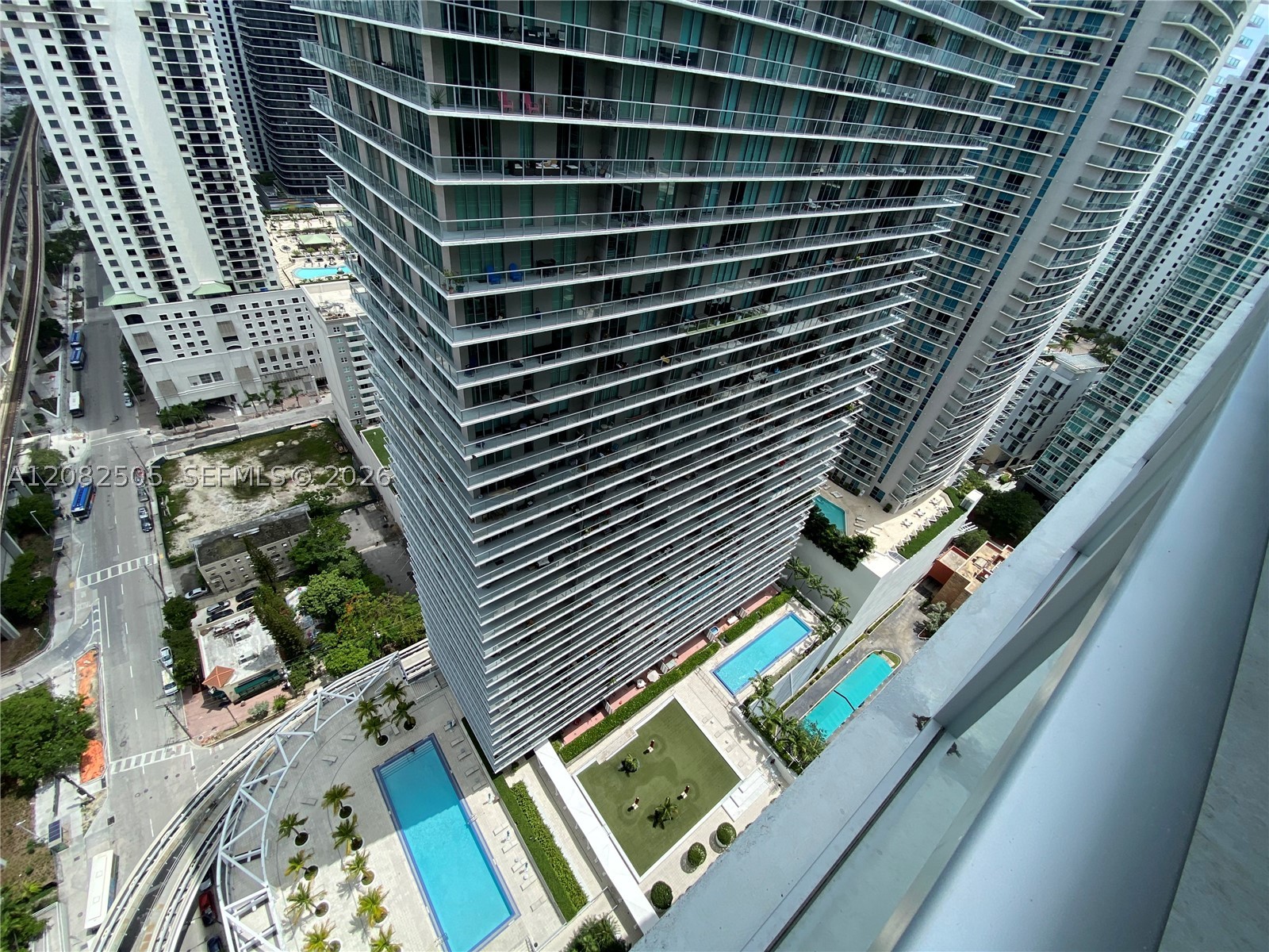 79 SW 12 ST #3810-S, Miami FL 33130