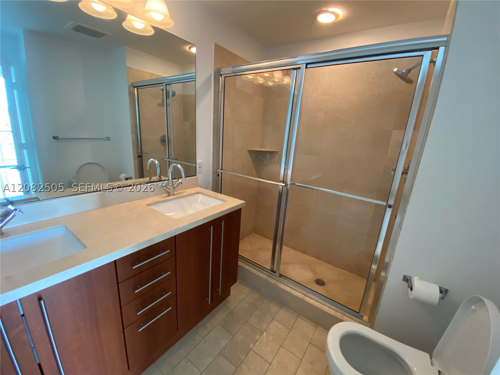 79 SW 12 ST #3810-S, Miami FL 33130