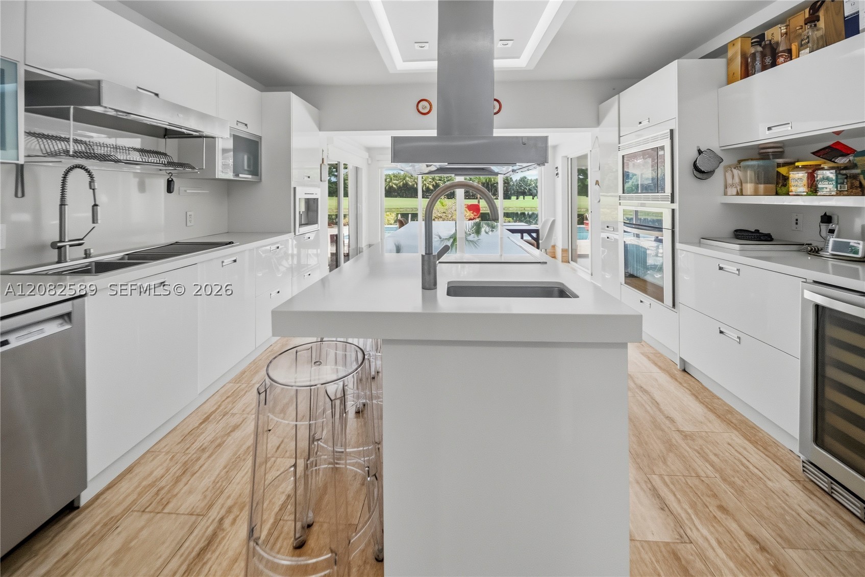 9448 NW 54th Doral Cir Ln, Doral FL 33178