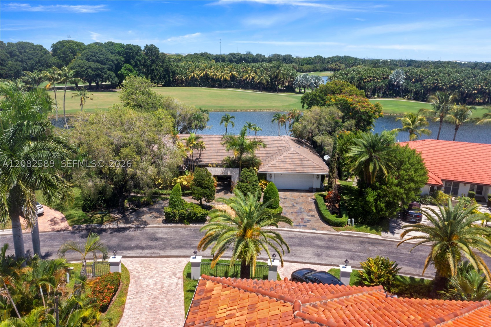 9448 NW 54th Doral Cir Ln, Doral FL 33178